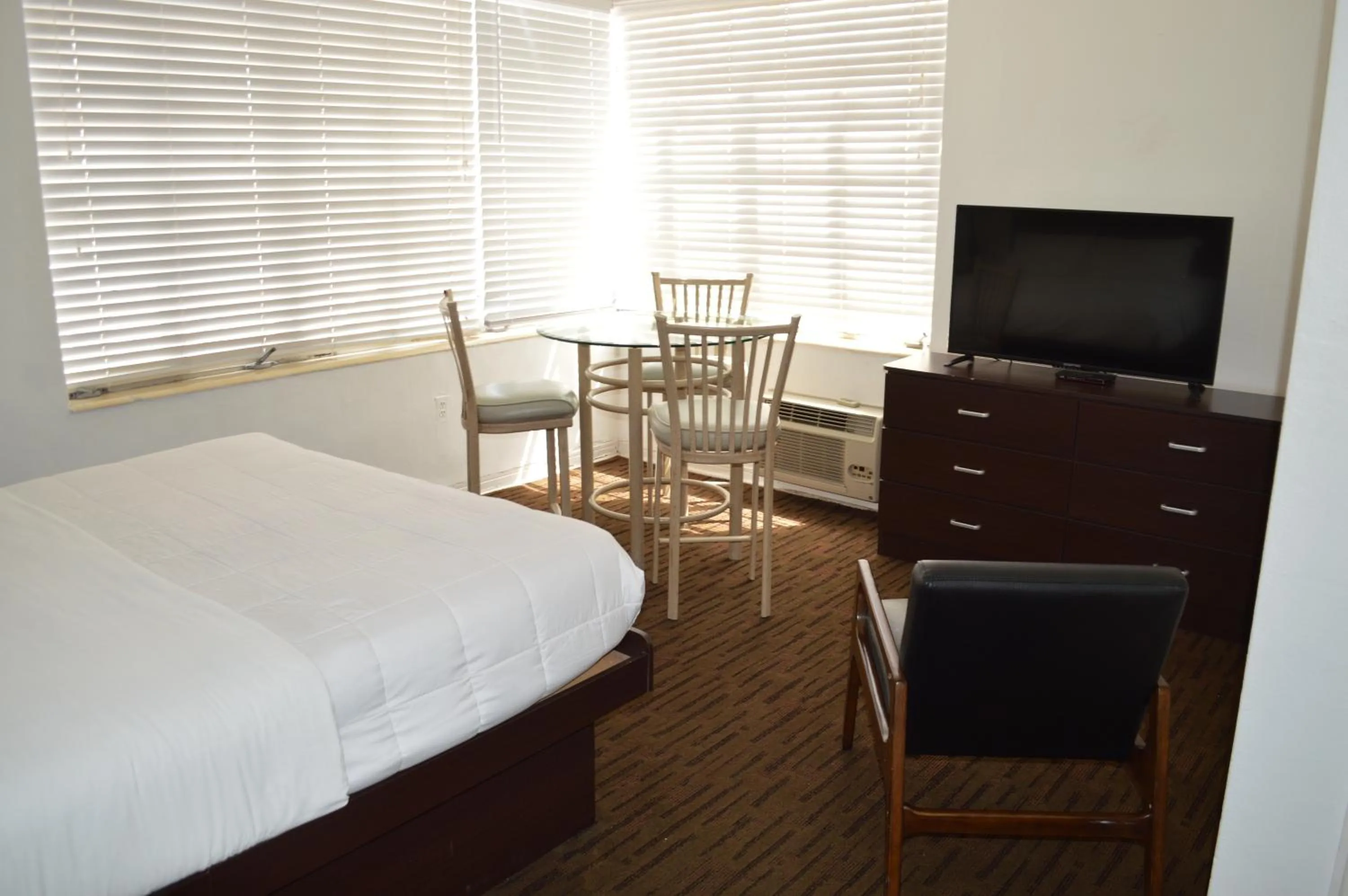 Bed in Island House South Beach