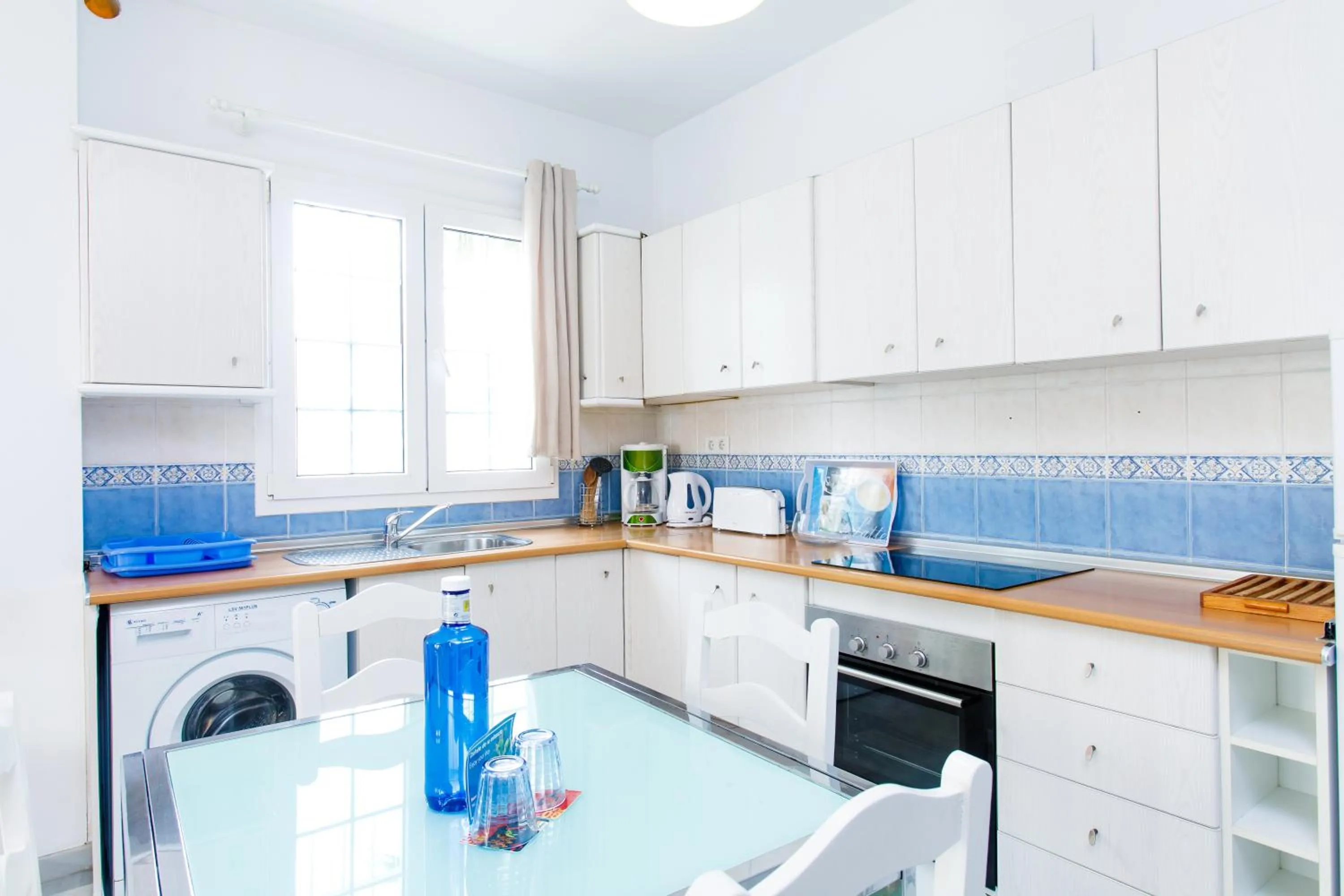 Kitchen or kitchenette in AT Almoraide Rooms Suites