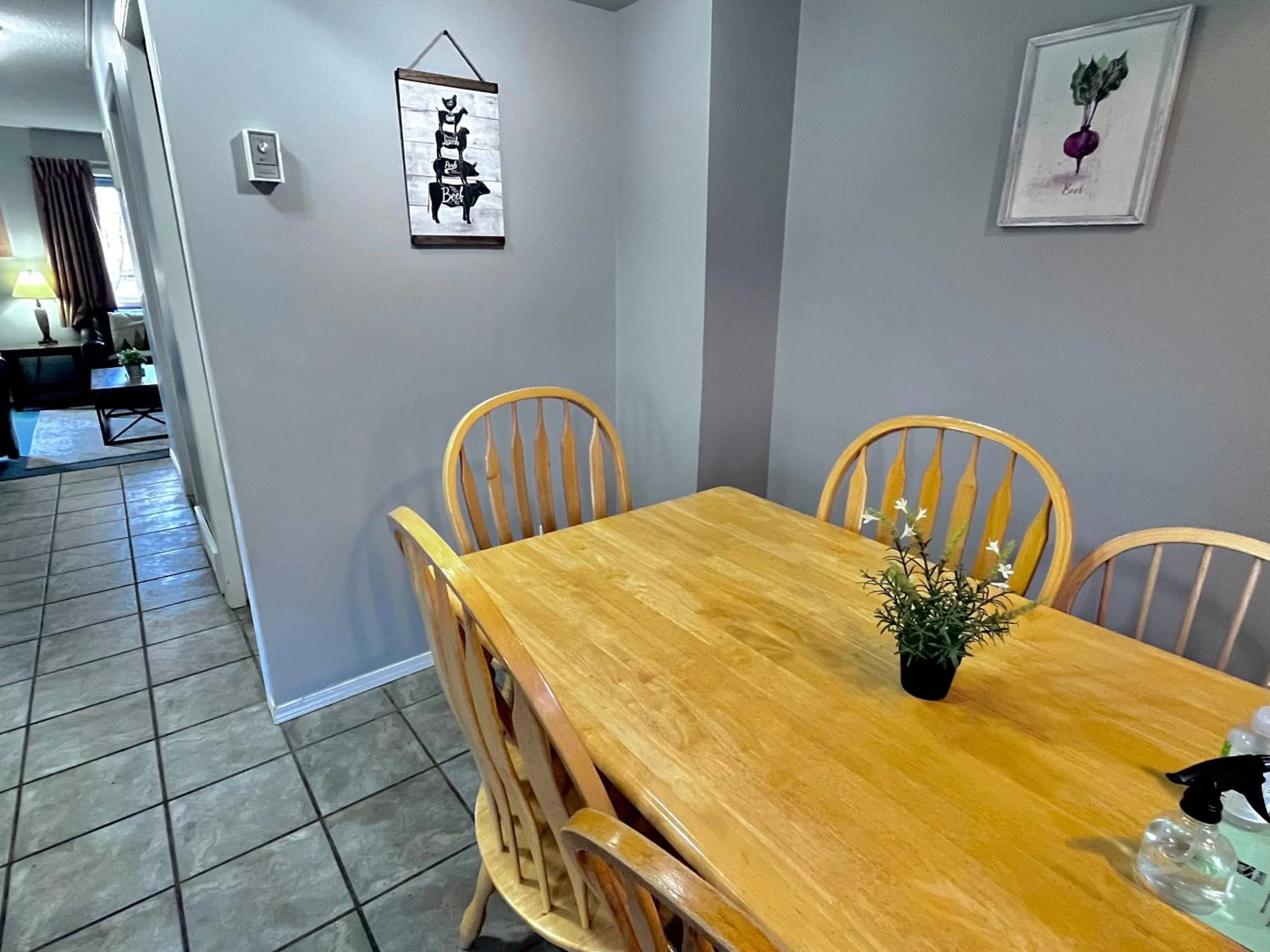 Seating area in Canadian Rockies Chalets by Trilink - 2 & 3 Bedroom Condos - Self Check-In - Walking Distance to Downtown - Free Parking - Pet-Friendly - No AC