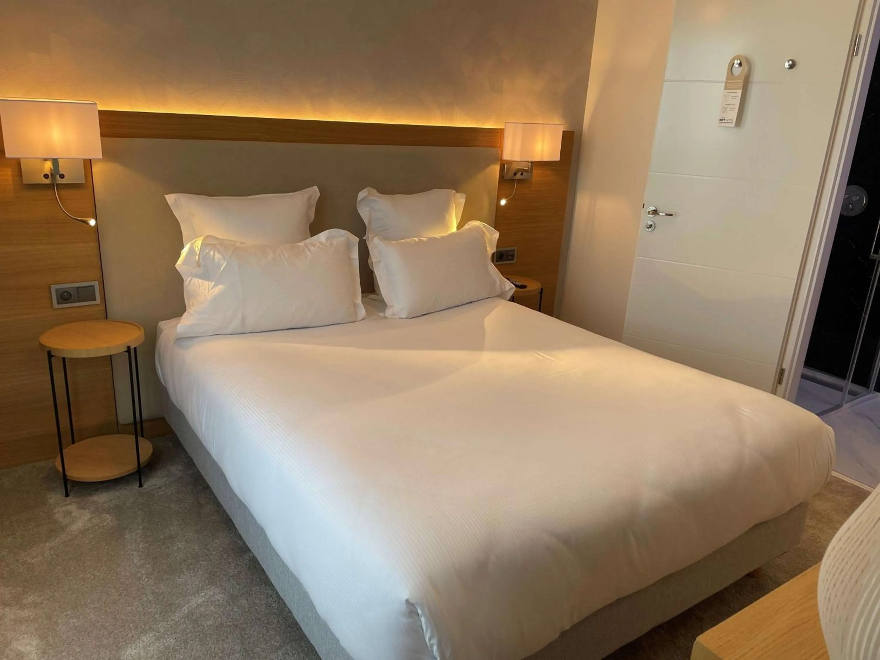 Bedroom, Bed in Brit Hotel Paris Orly Rungis