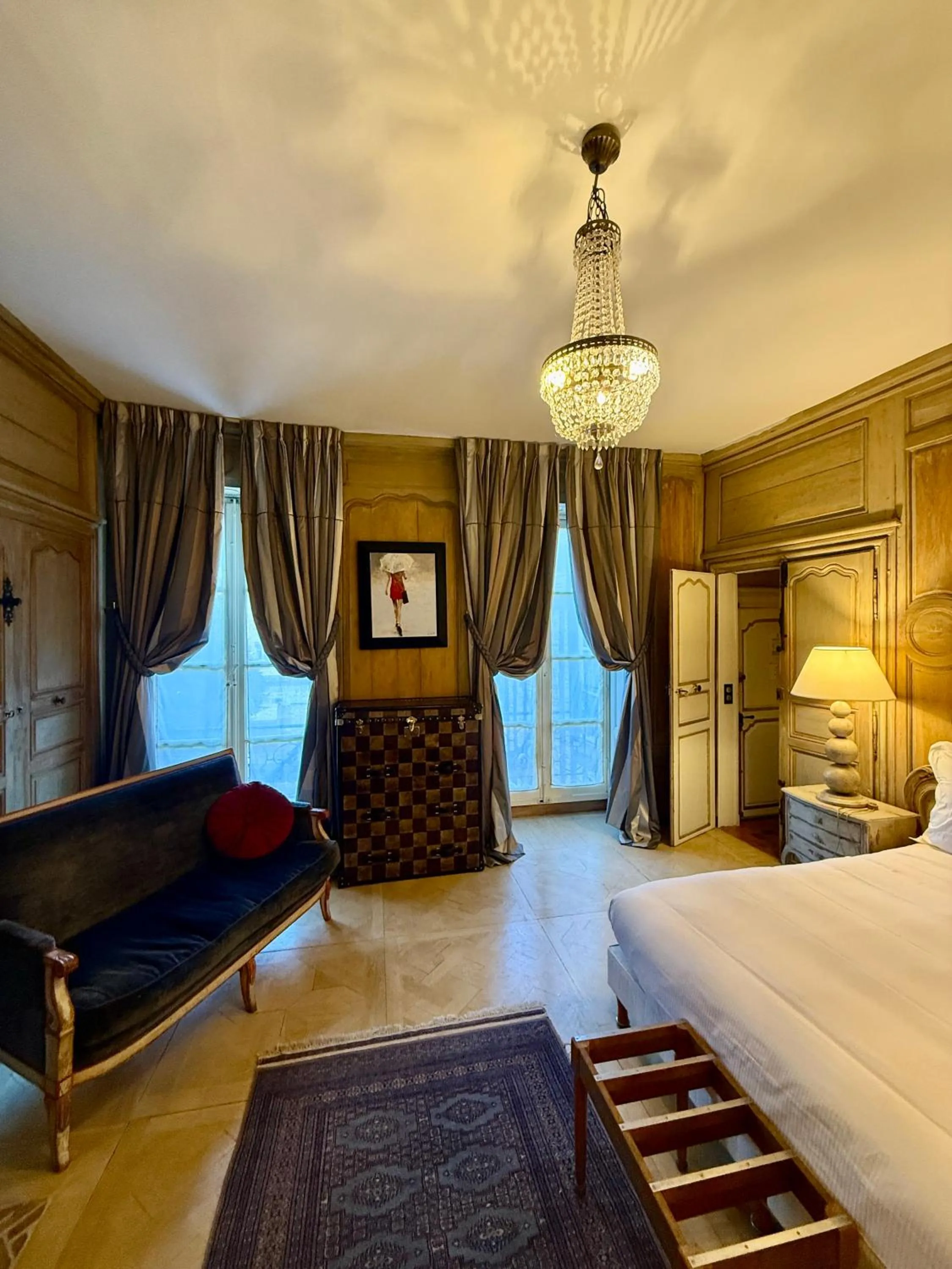 Photo of the whole room, Bed in Demeure des Vieux Bains