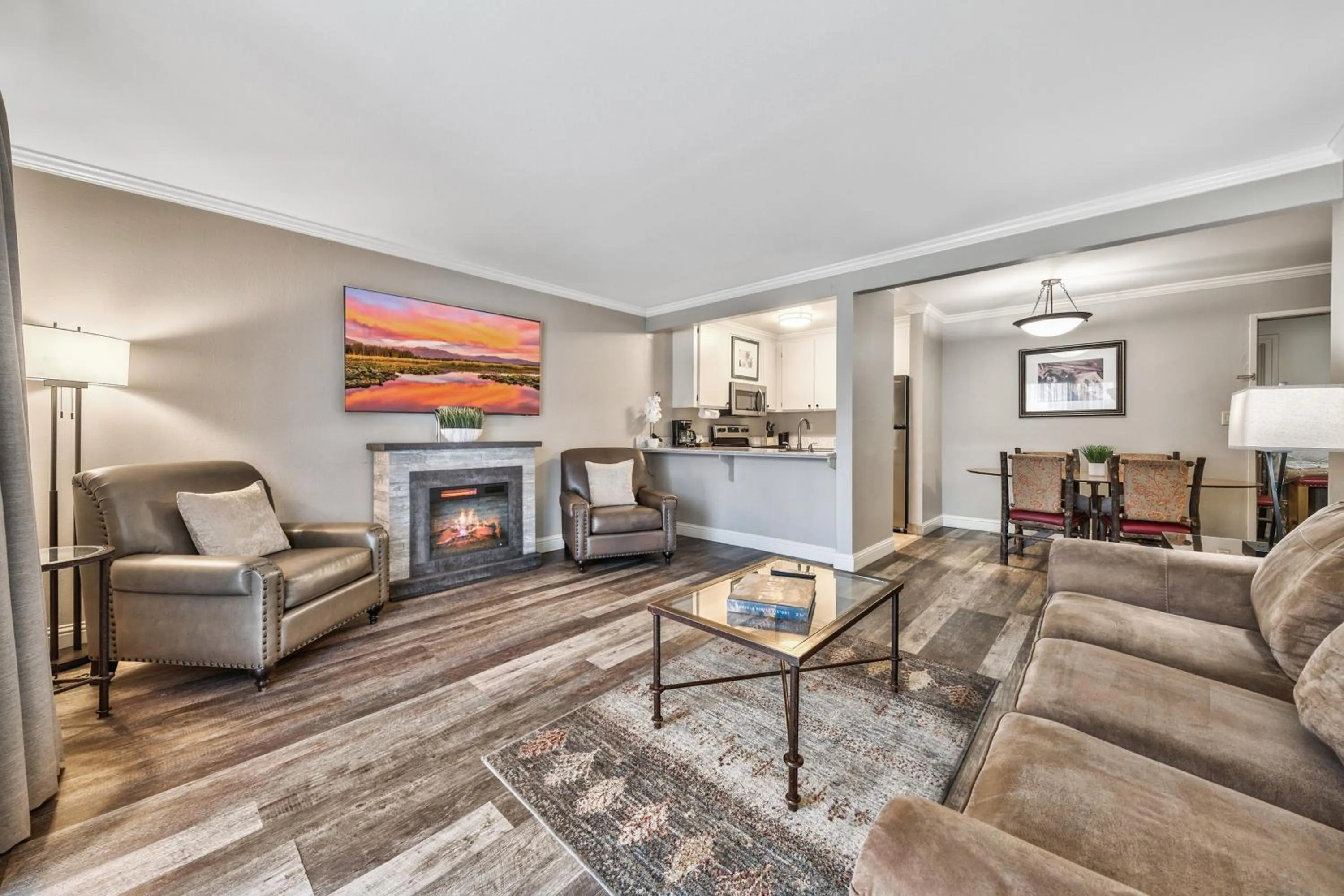 Living room in Forest Suites Resort at the Heavenly Village