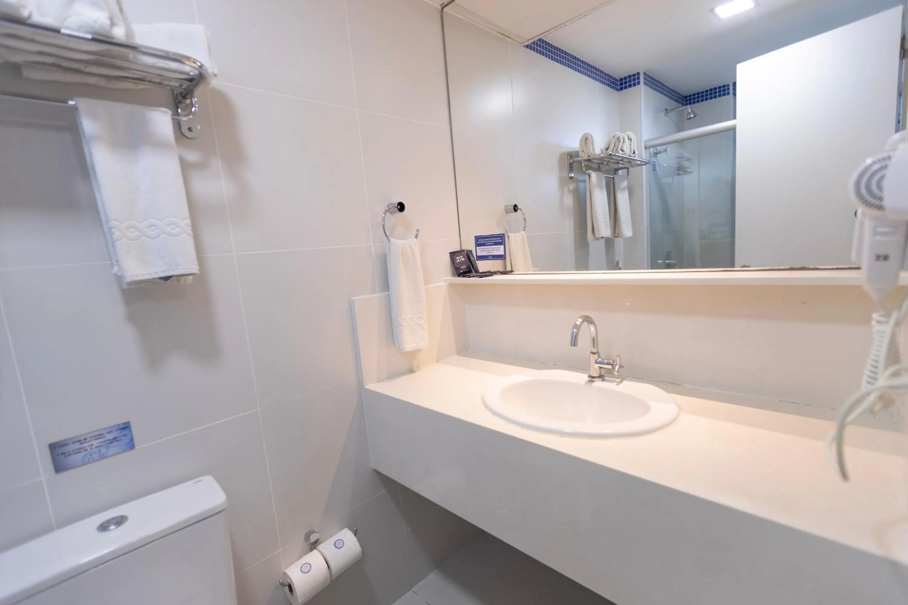 Toilet in Mais Hotel Aeroporto Salvador