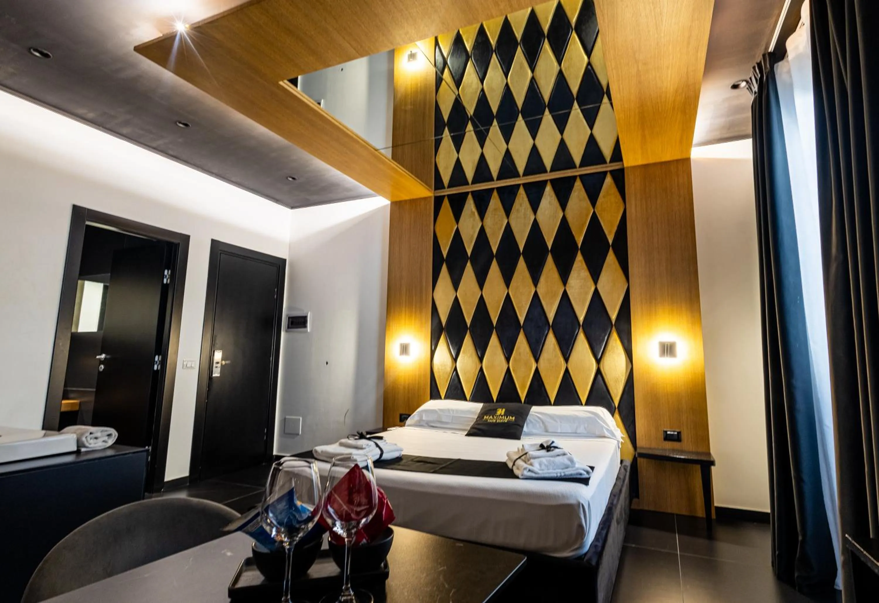 Bed in Maximum hub suite&spa