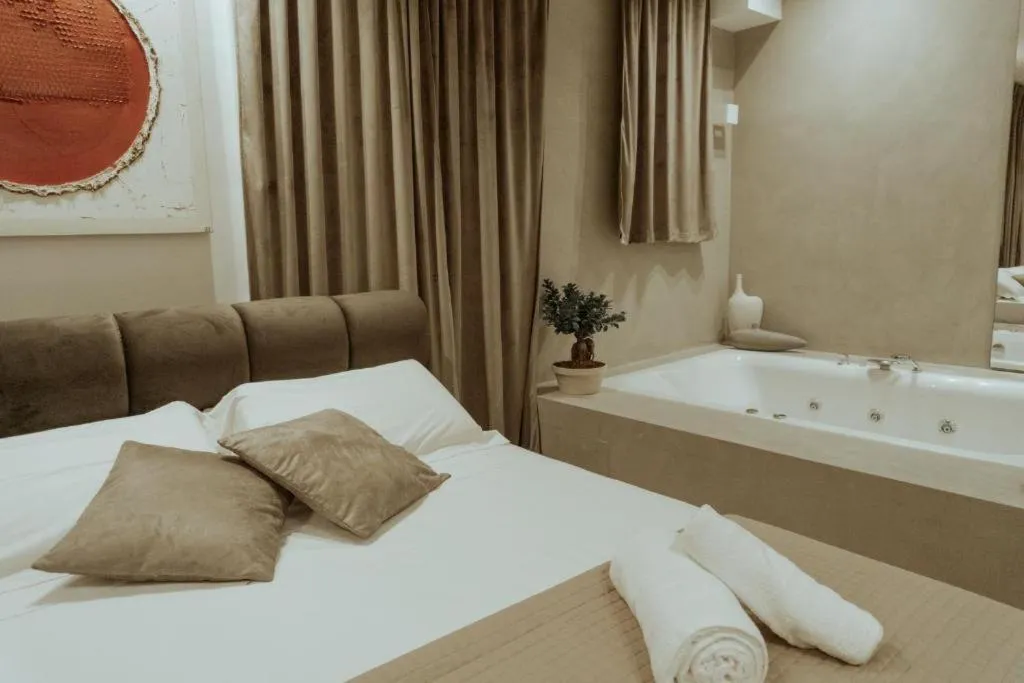 Bed in Maximum hub suite&spa