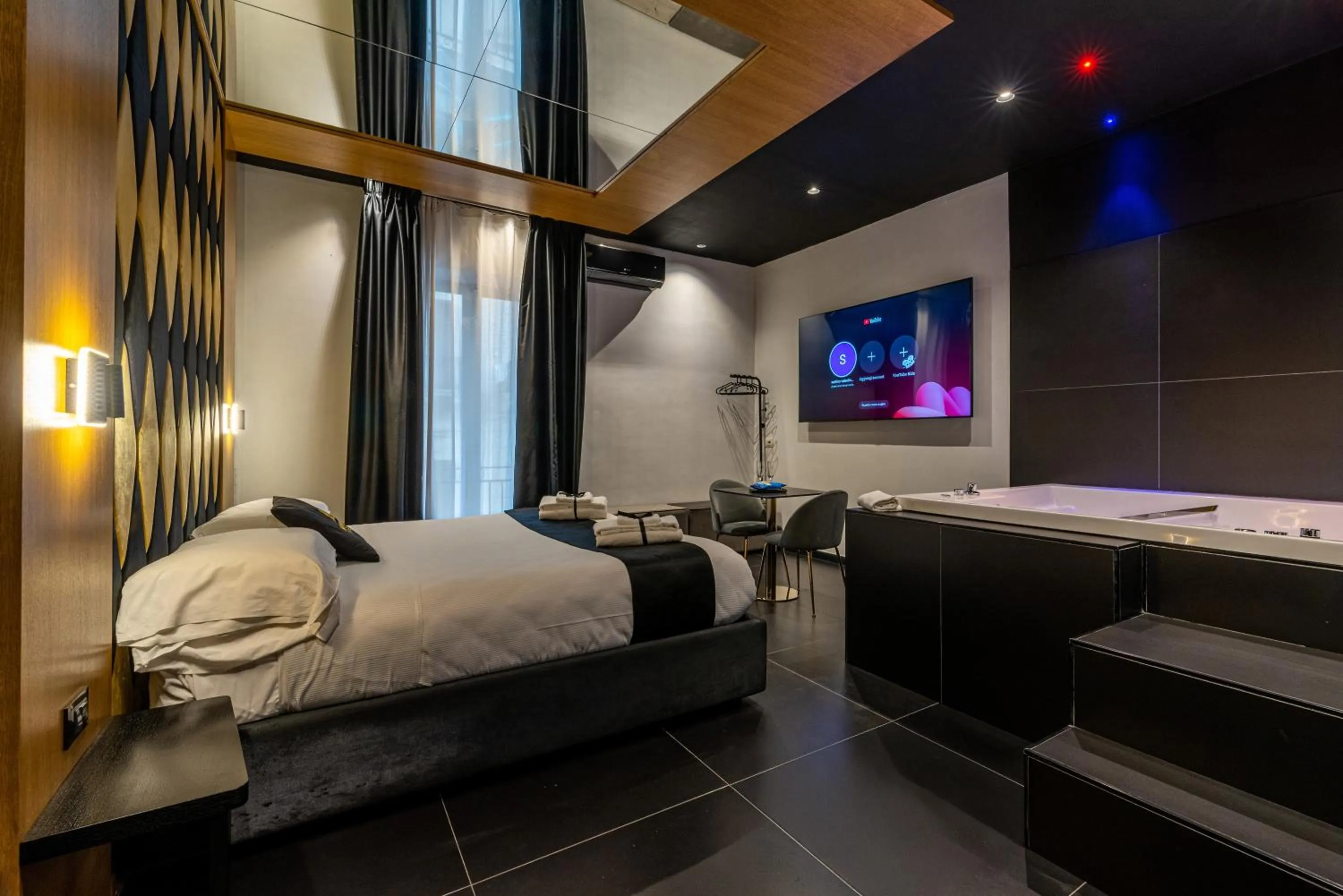 Bed in Maximum hub suite&spa