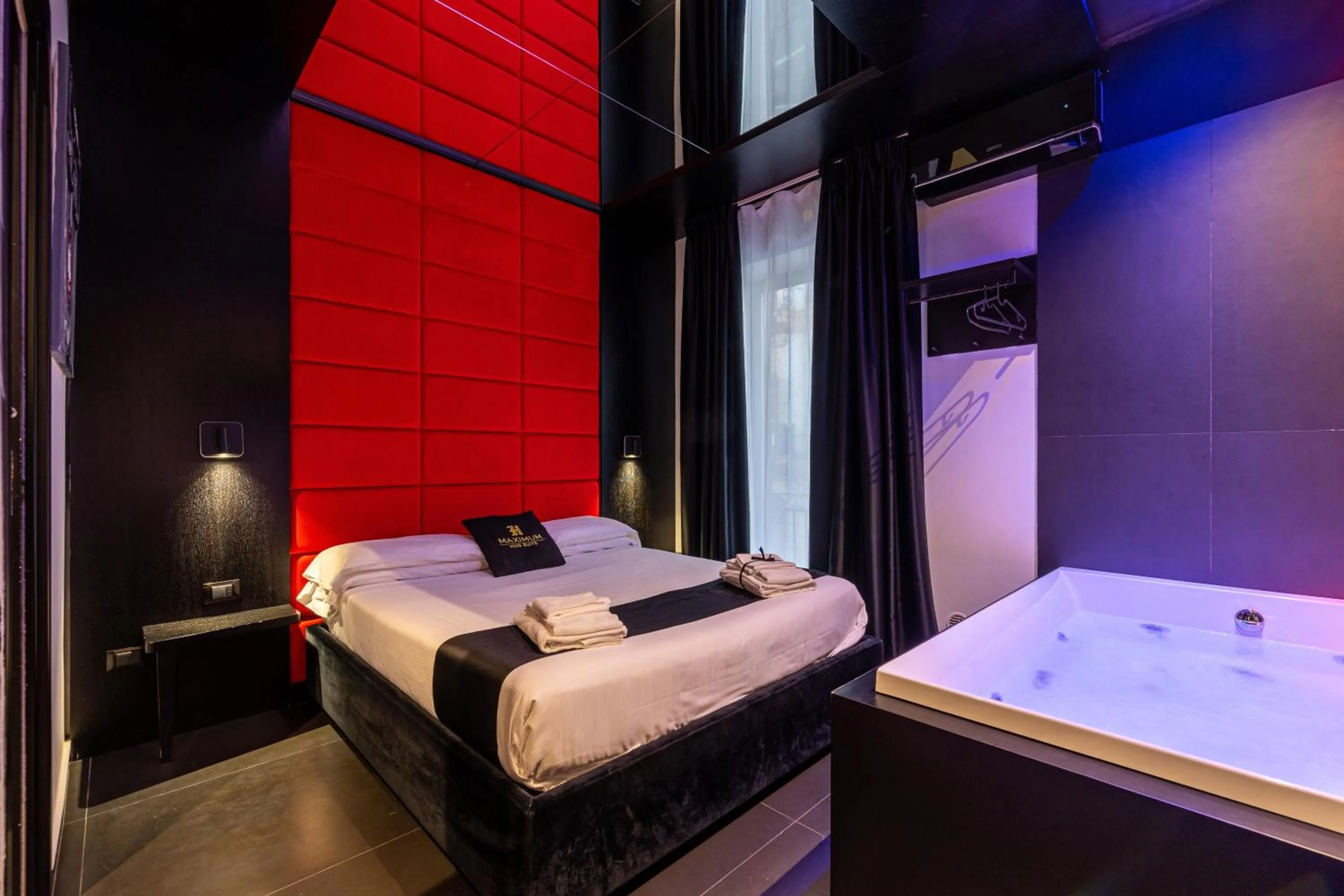 Bed in Maximum hub suite&spa