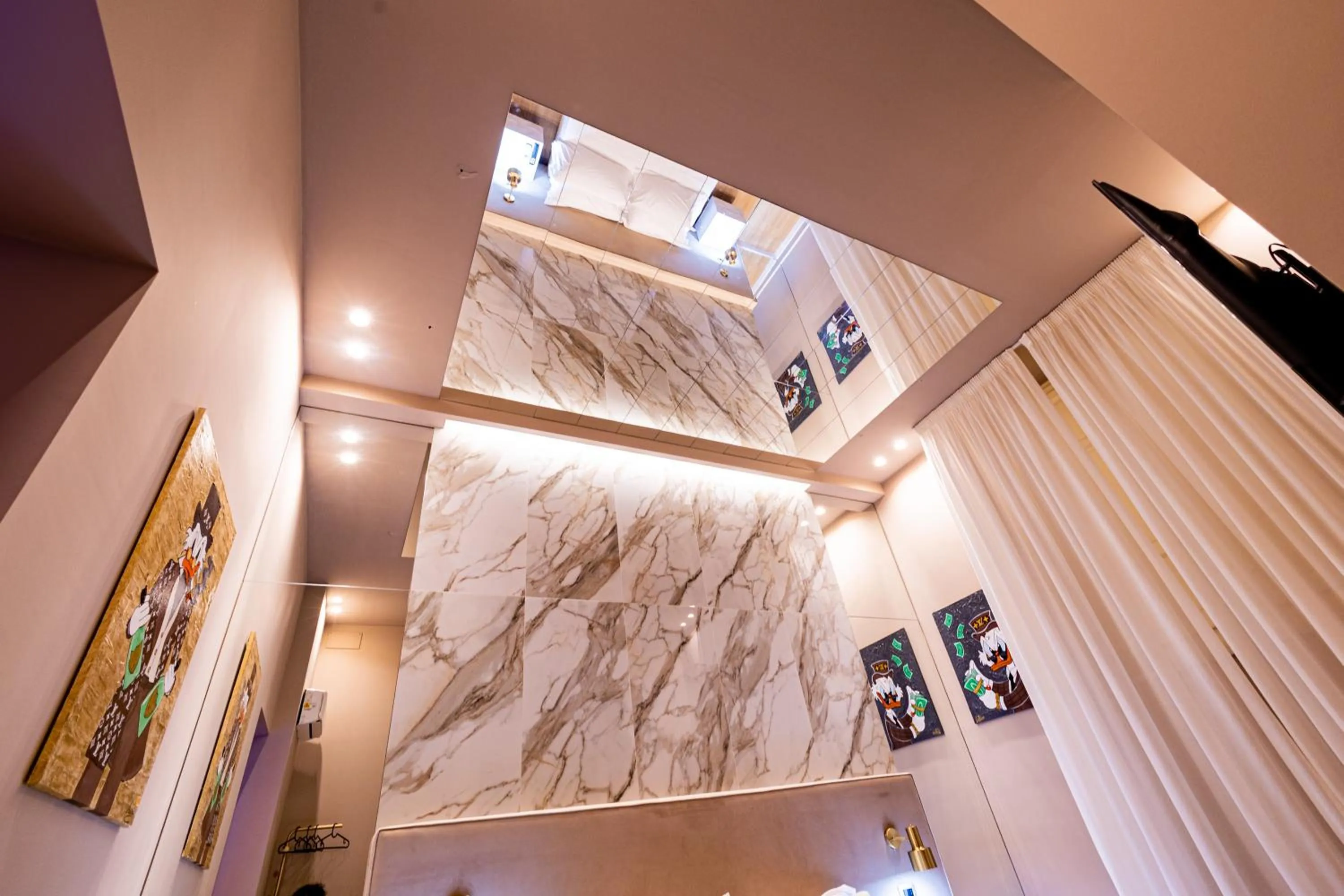 Maximum hub suite&spa