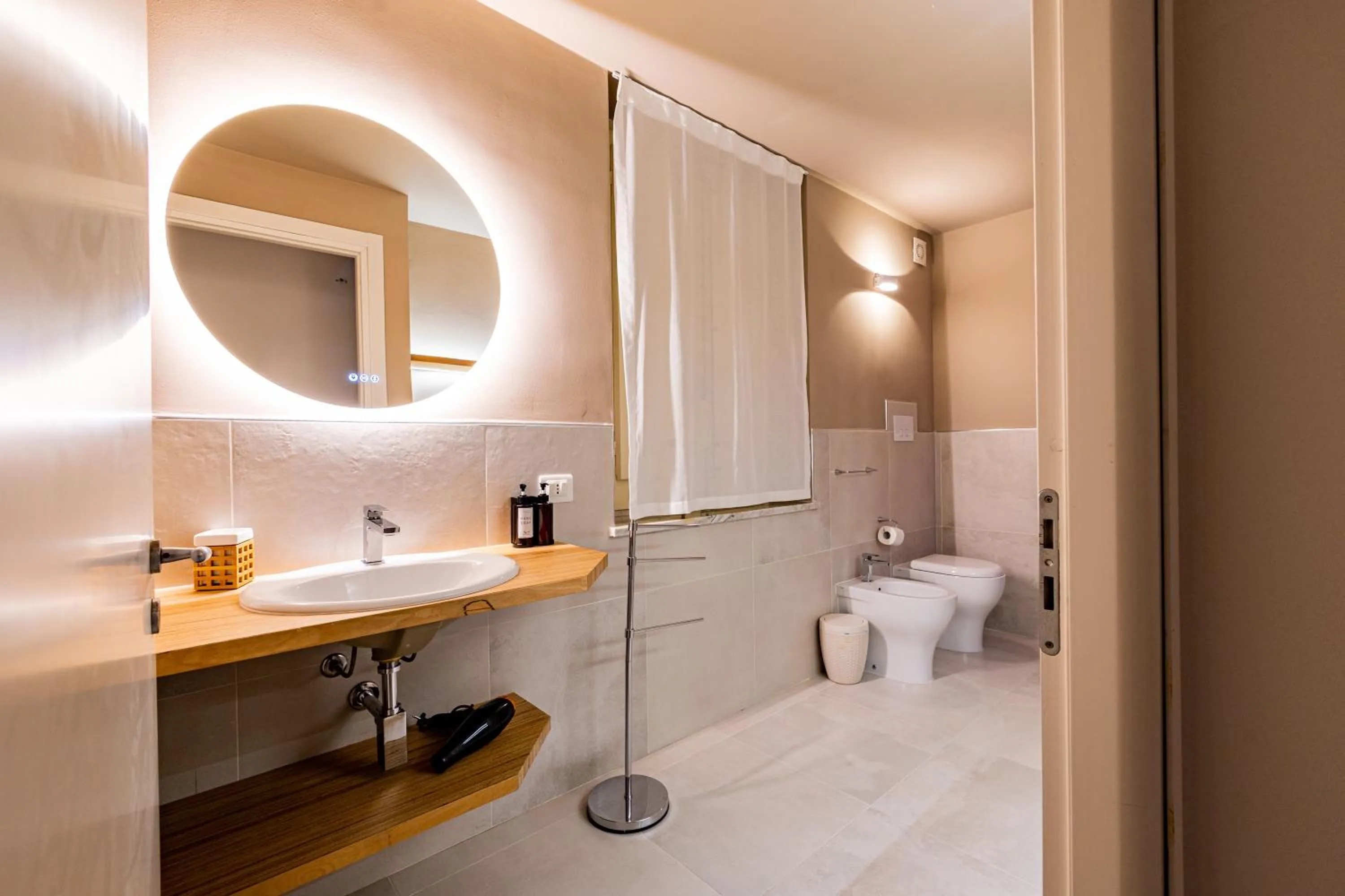 Maximum hub suite&spa