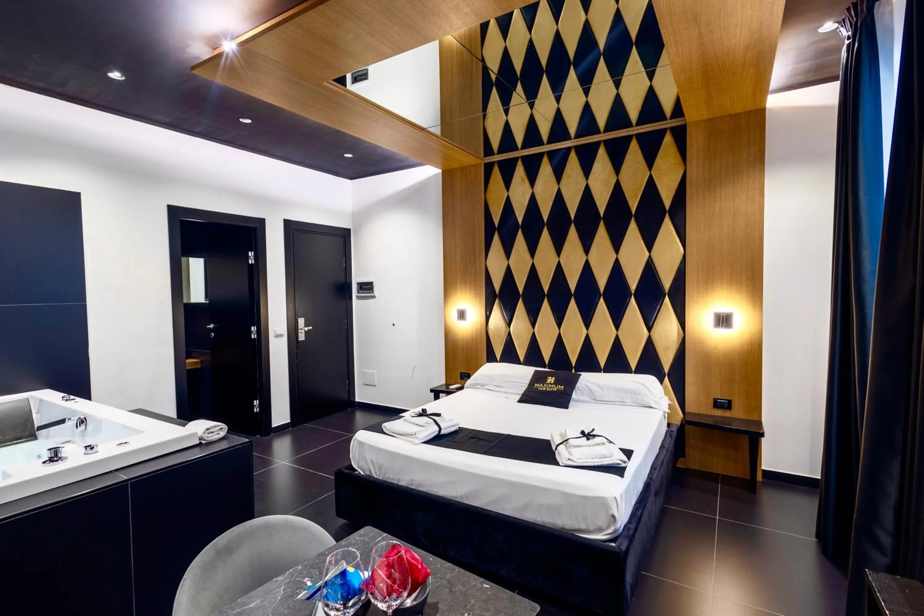 Bed in Maximum hub suite&spa