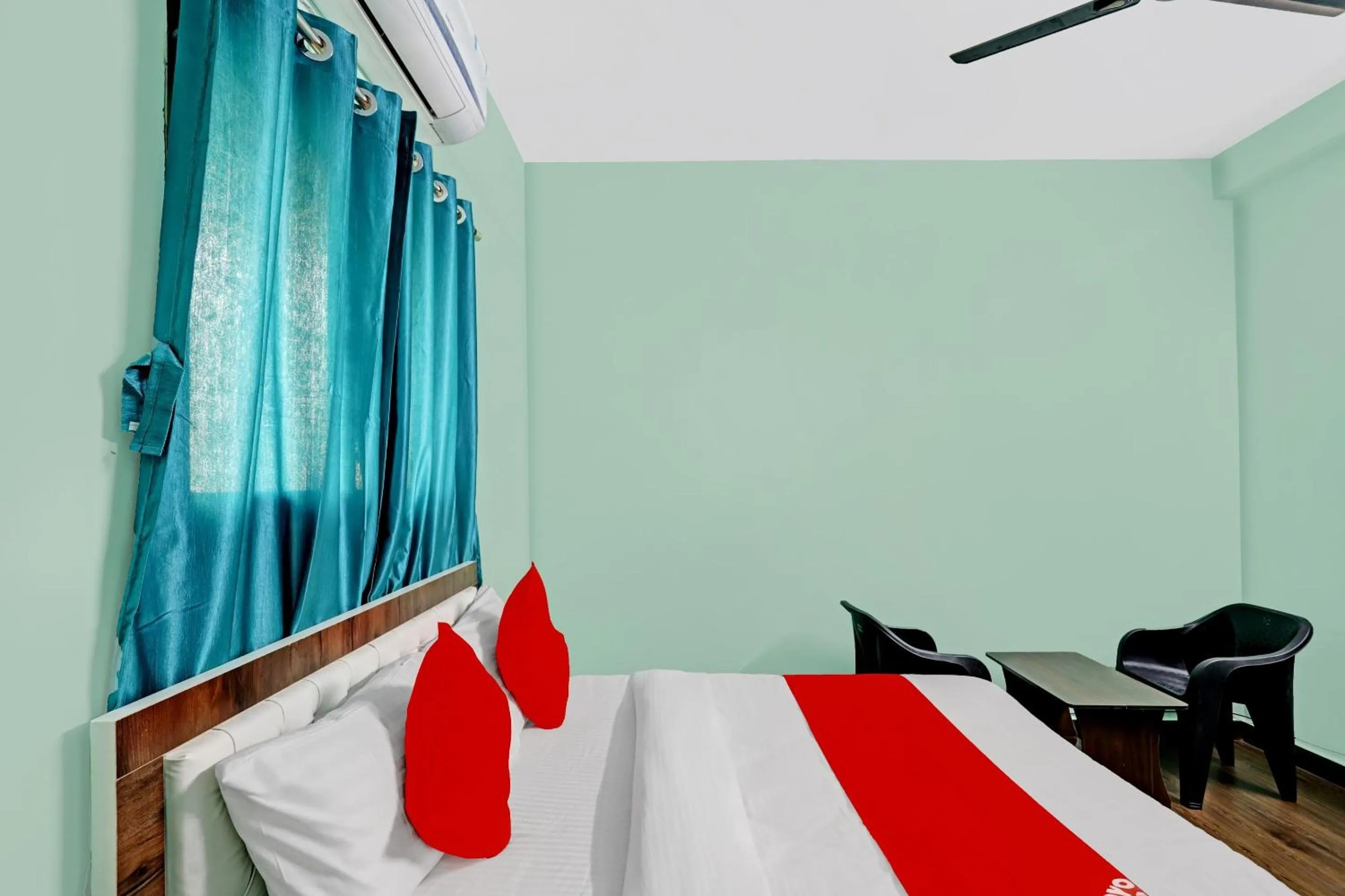 Bedroom, Bed in Hotel O Pritesh Avenue