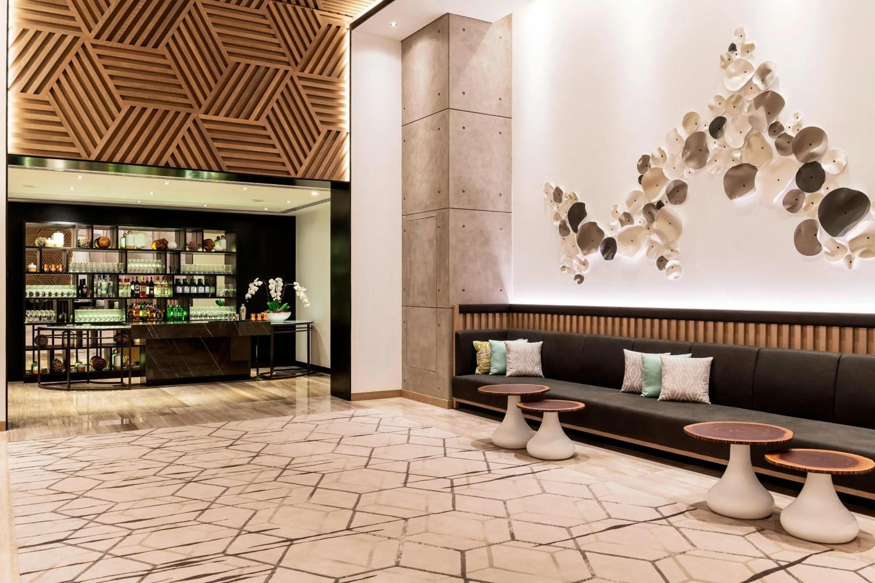 Lounge or bar in Le Royal Meridien Beach Resort & Spa Dubai