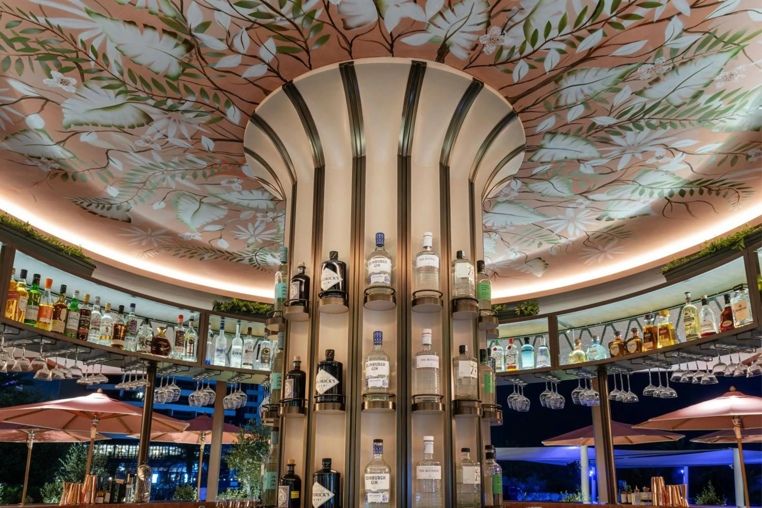 Lounge or bar in Le Royal Meridien Beach Resort & Spa Dubai