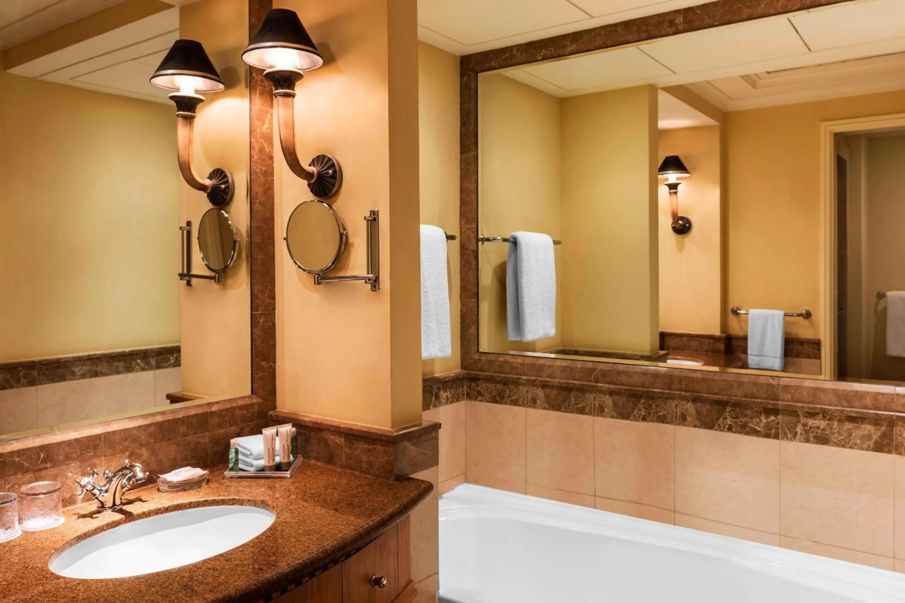 Bathroom in Le Royal Meridien Beach Resort & Spa Dubai