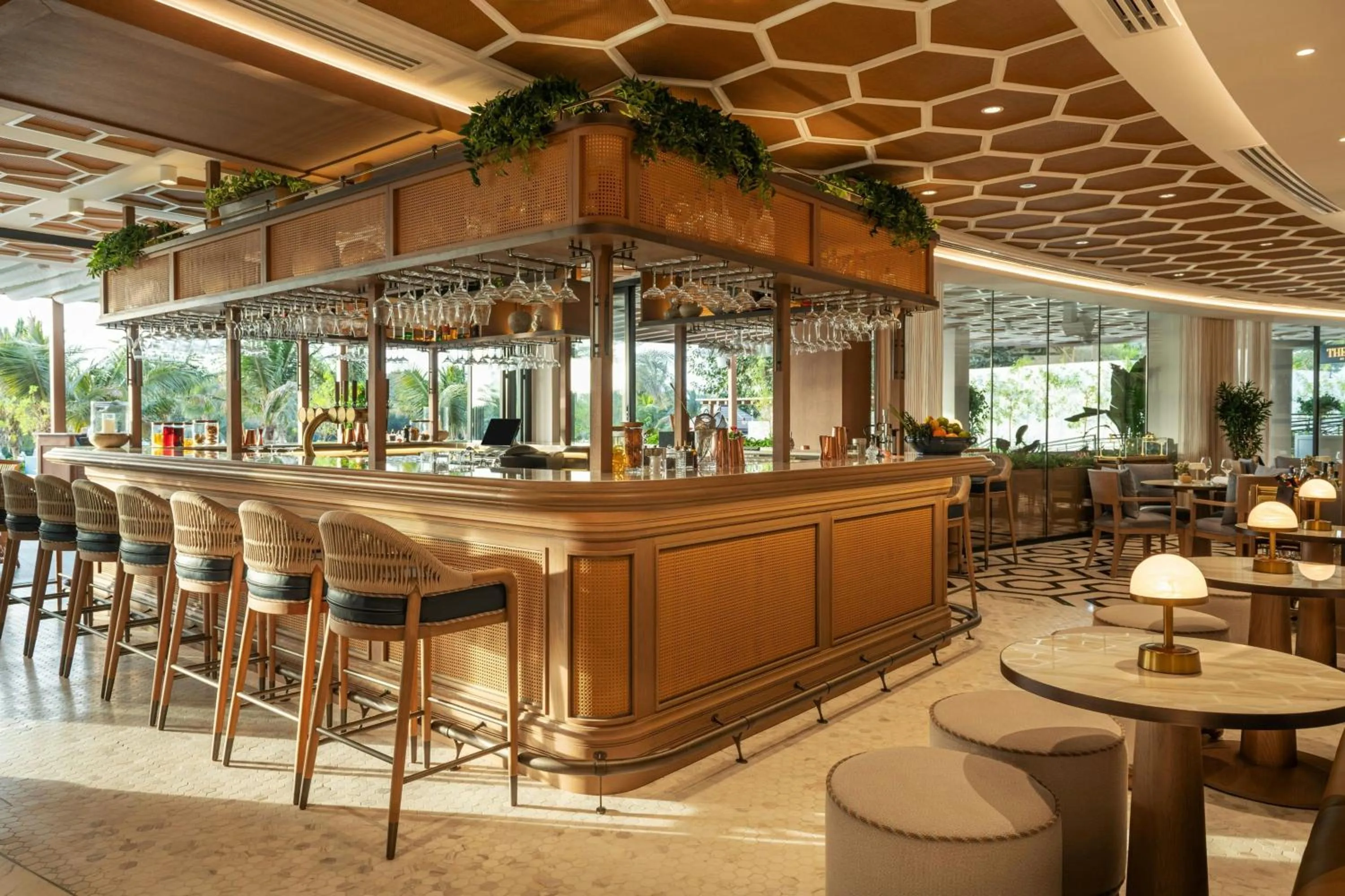 Lounge or bar in Le Royal Meridien Beach Resort & Spa Dubai