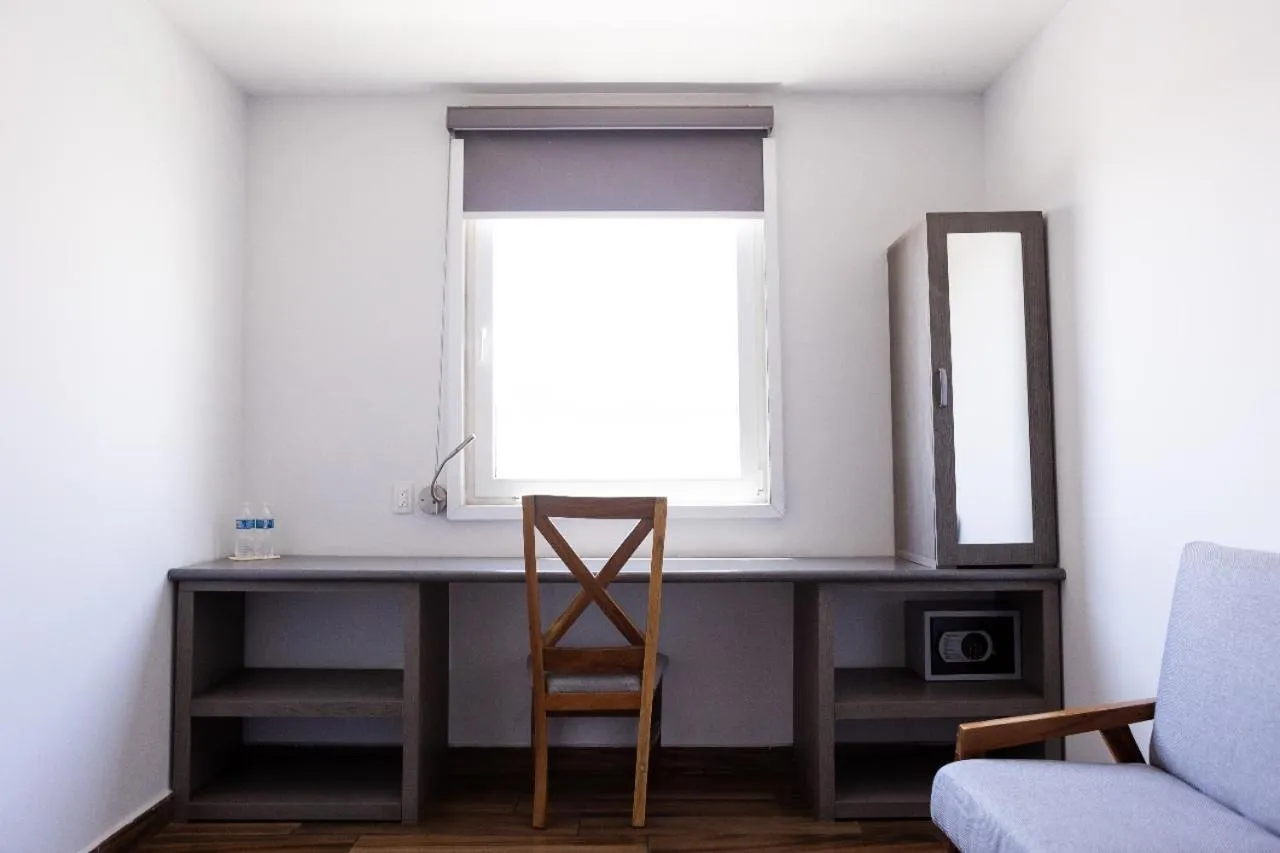 Hotel Bugari Aeropuerto Guadalajara