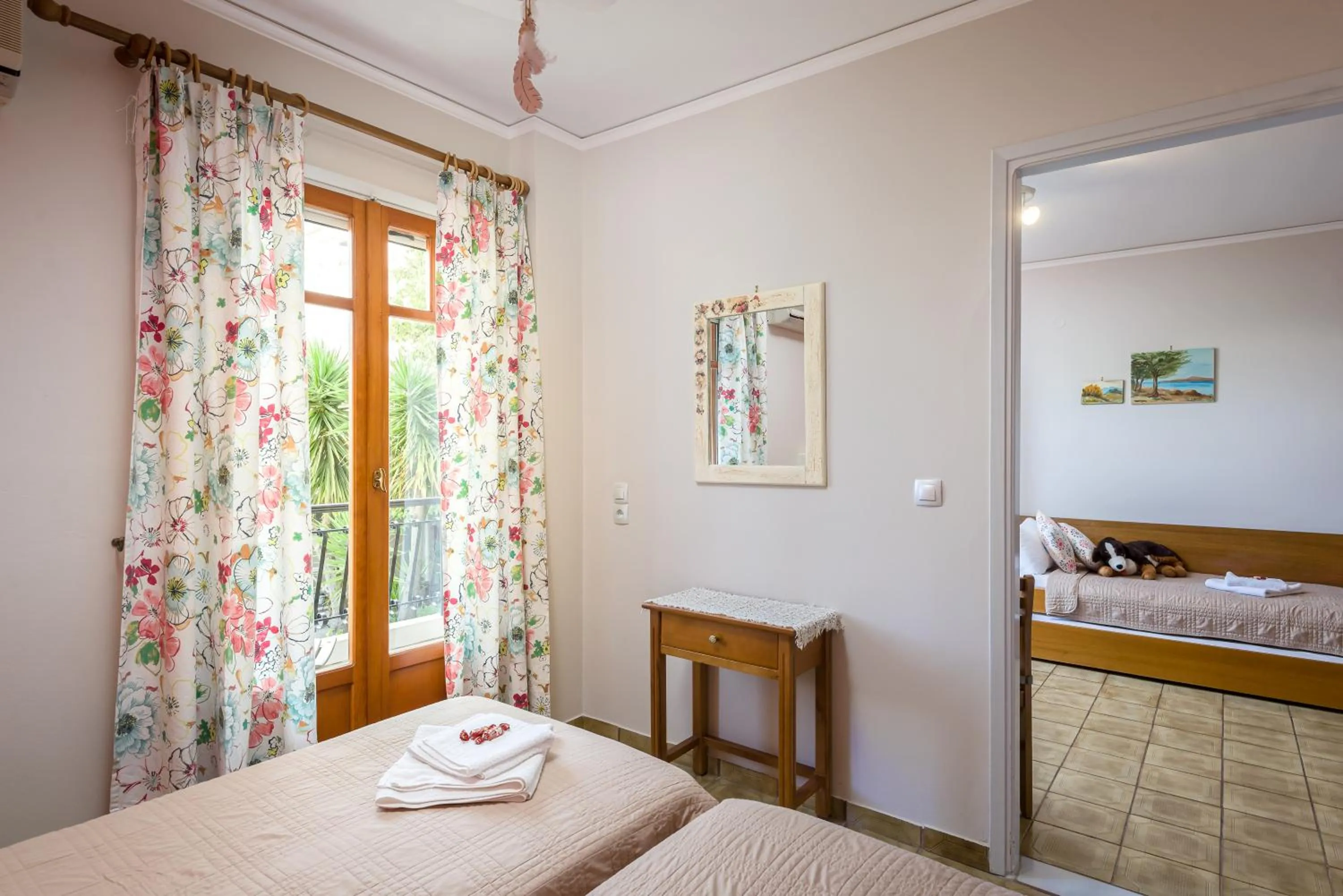 Bed in Oasis Apartments