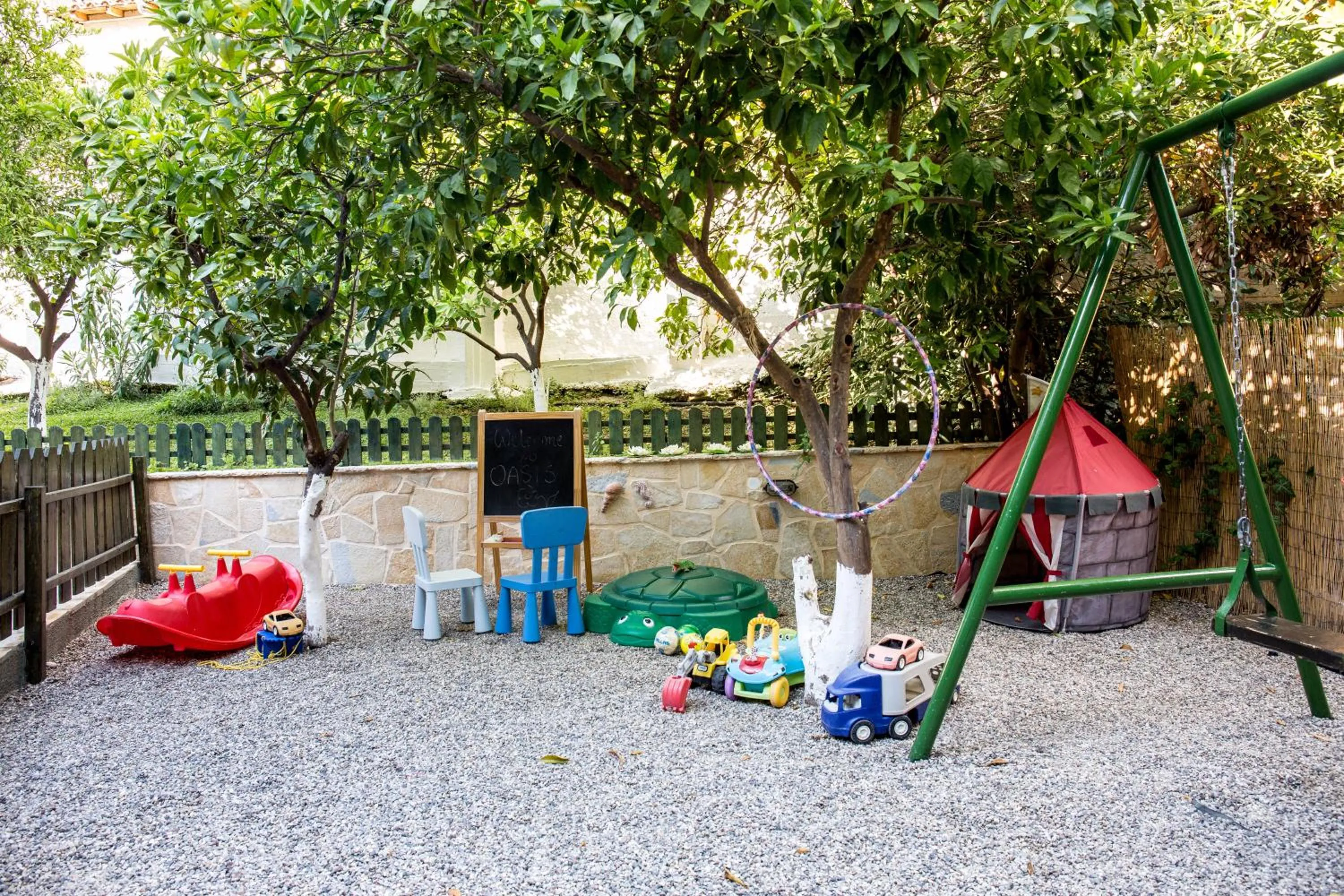 Children play ground in Oasis Apartments