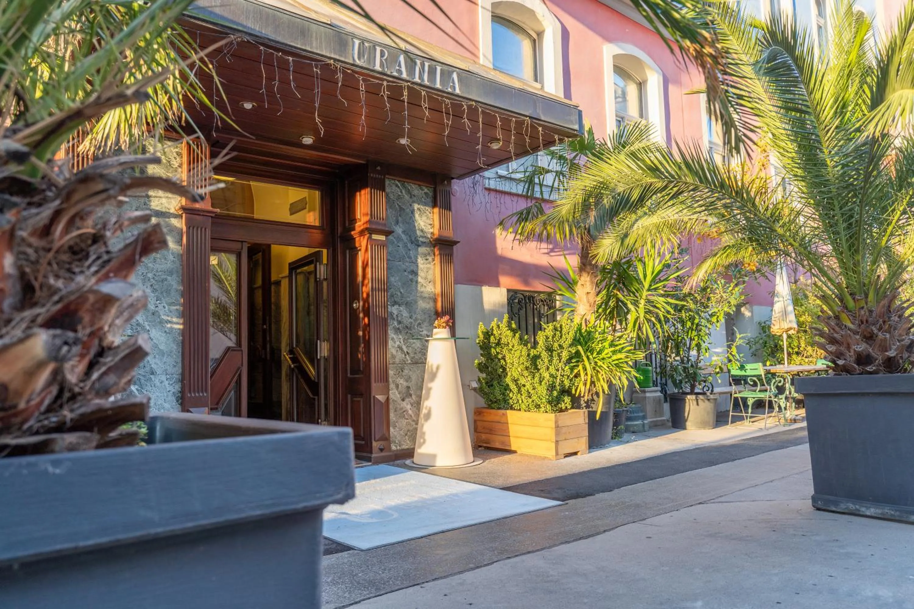 Facade/entrance in Hotel Urania
