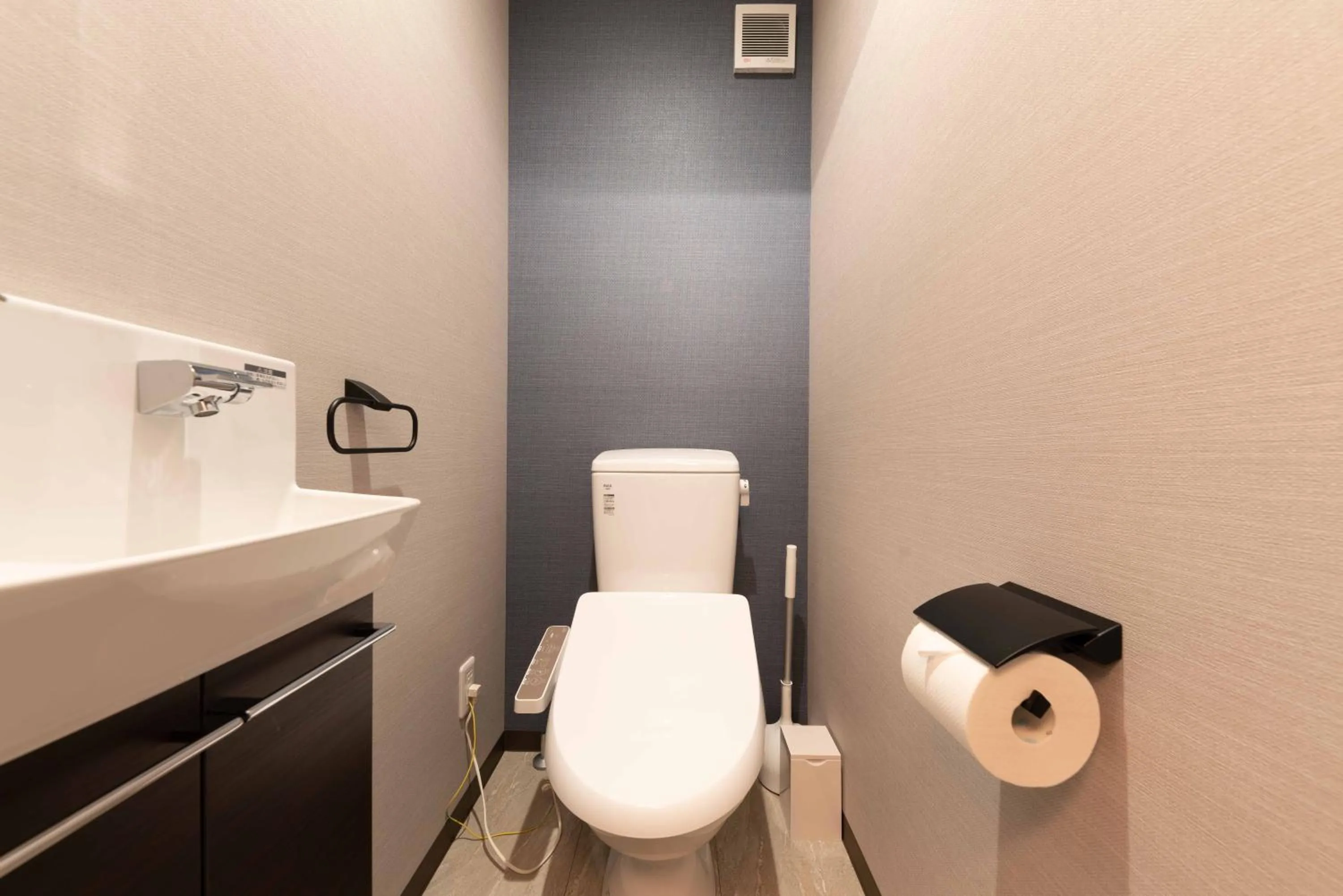 Toilet in SYLA HOTEL 箱根強羅 West - SYLA HOTEL HAKONE GORA West