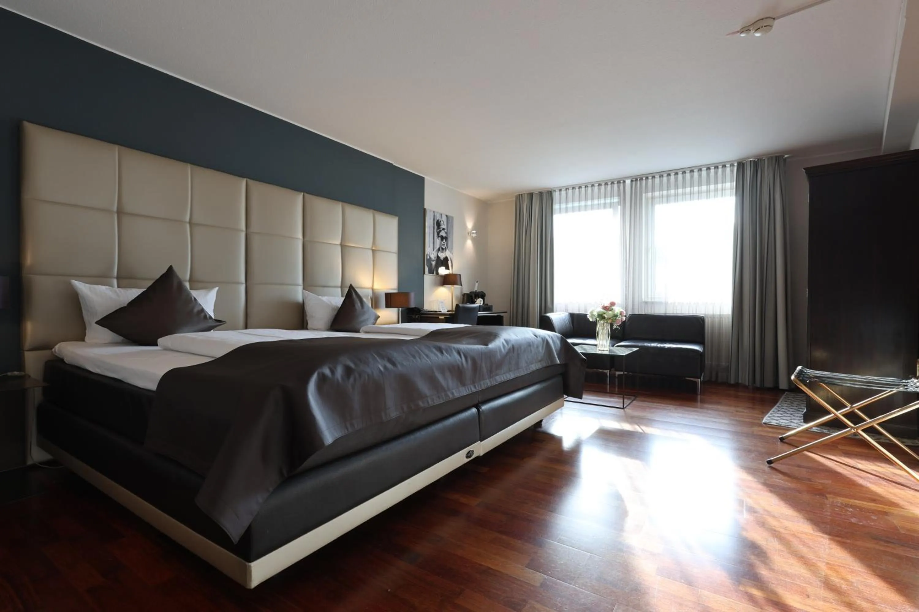 Photo of the whole room, Bed in Mauritius Hotel & Therme