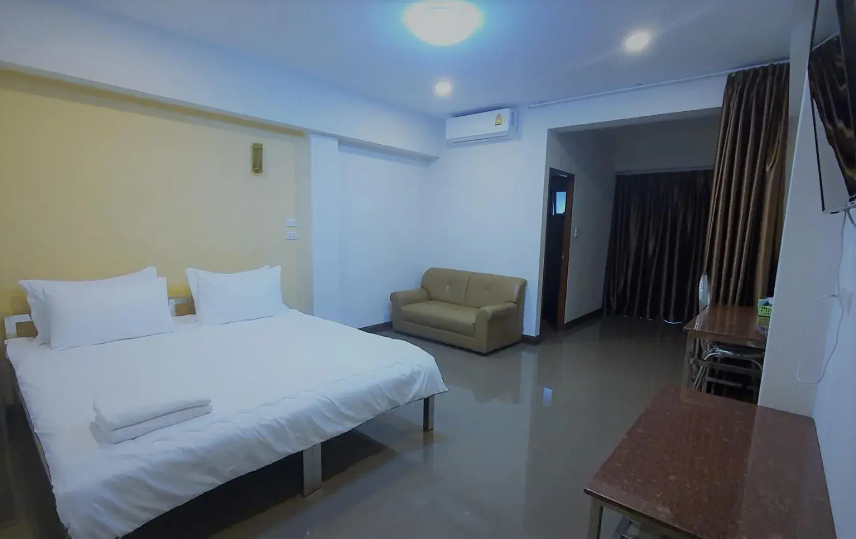 Double or Twin Room in DD Residence Sai5 Salaya ห้องพัก ดีดี สาย5 ศาลายา Double or Twin Room in DD Residence Sai5 Salaya ห้องพัก ดีดี สาย5 ศาลายา