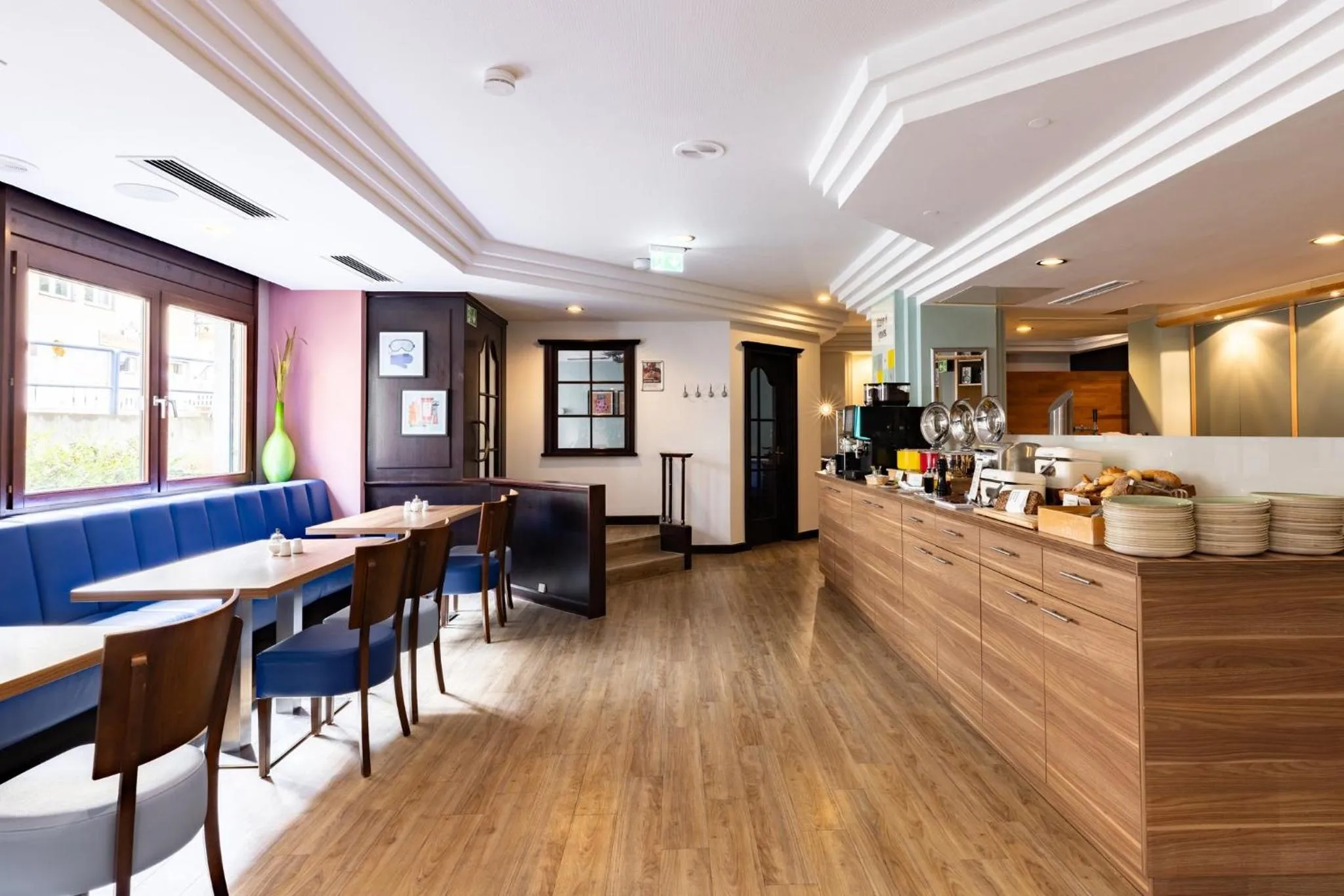 Breakfast in Garner Hotel Stuttgart City Centre by IHG