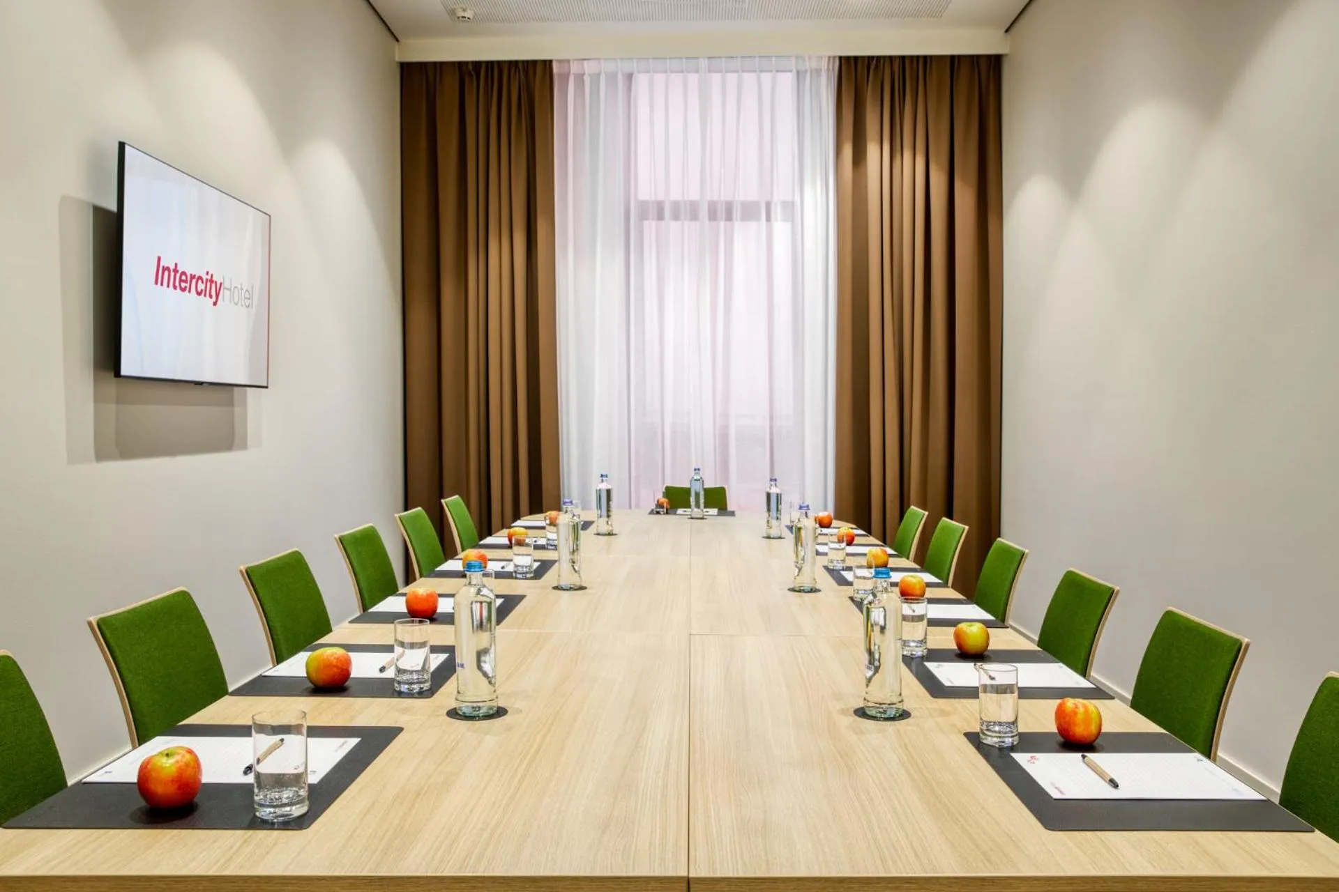 Meeting/conference room in IntercityHotel Amsterdam Schiphol Airport