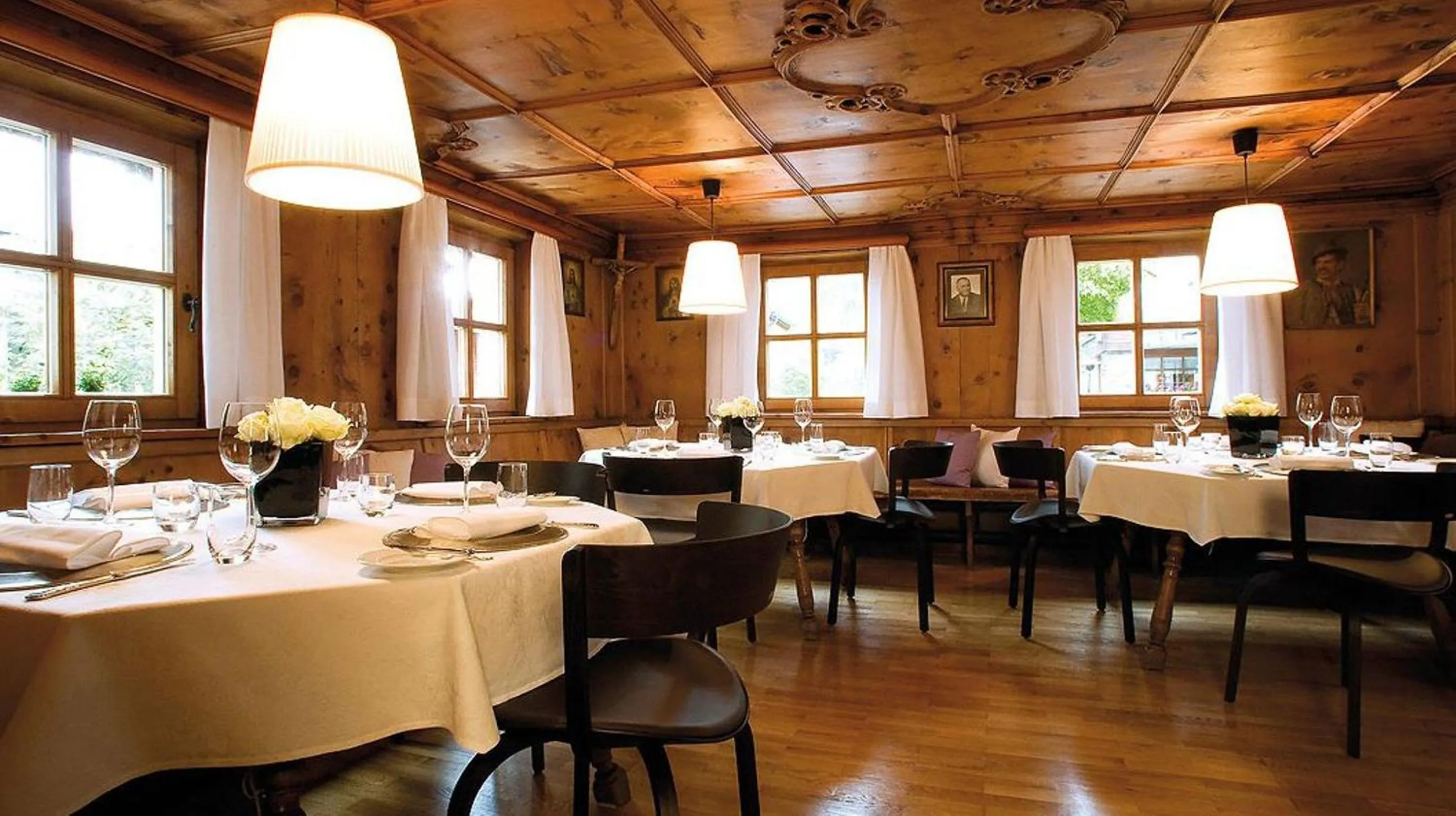 Restaurant/places to eat in Hotel Rössle Superior