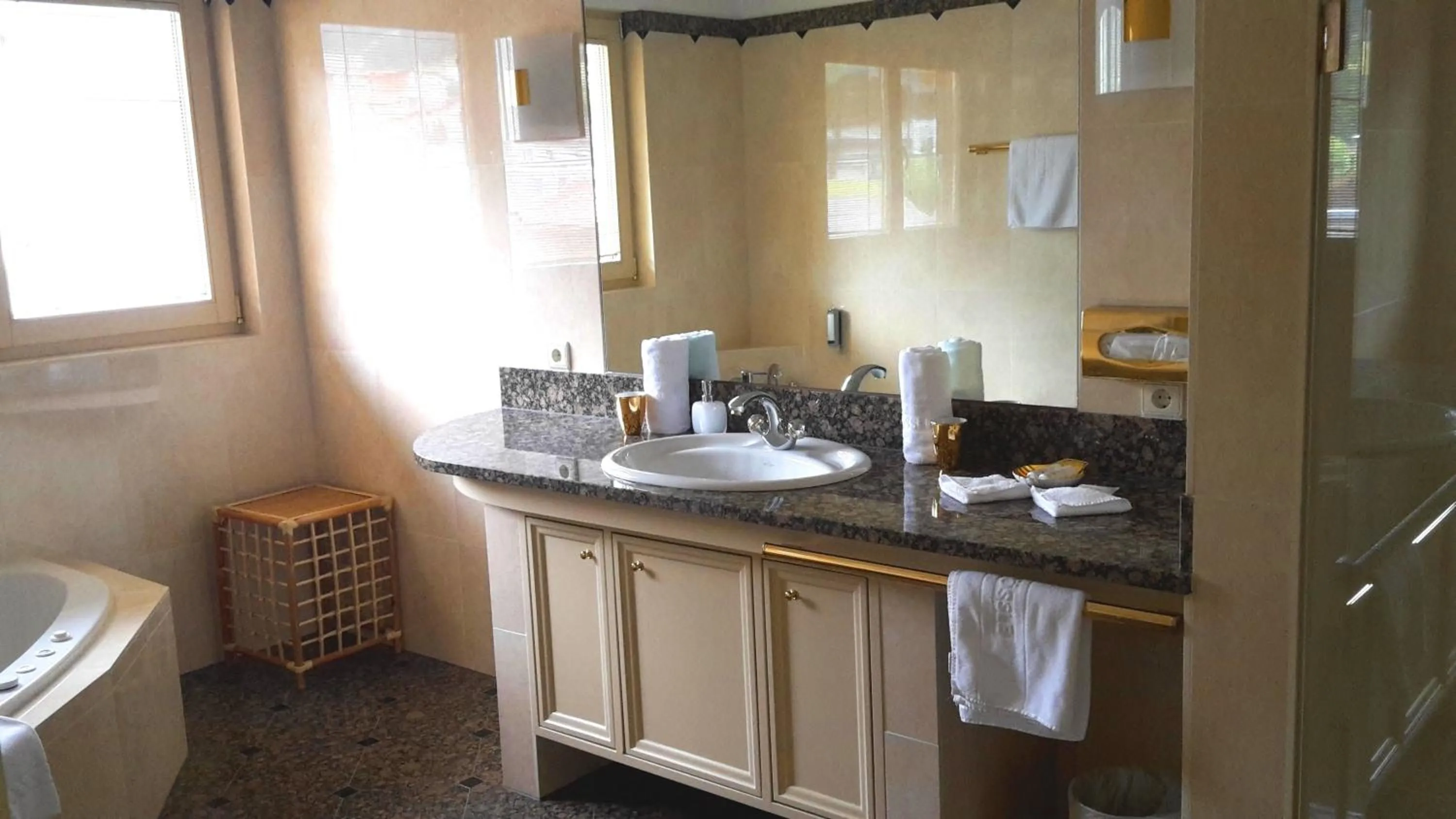 Bathroom in Hotel Rössle Superior