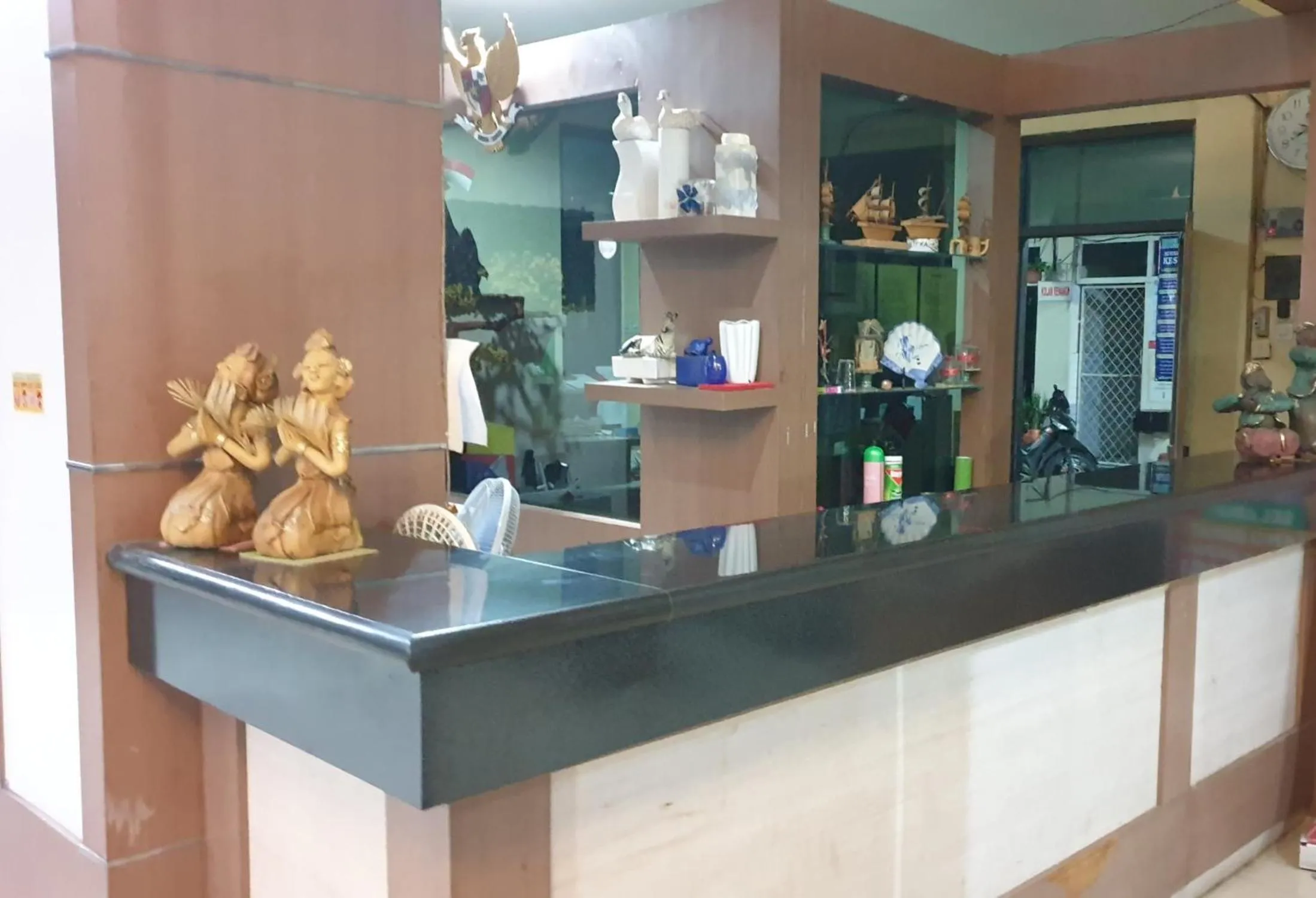 Hotel Suroyo RedPartner