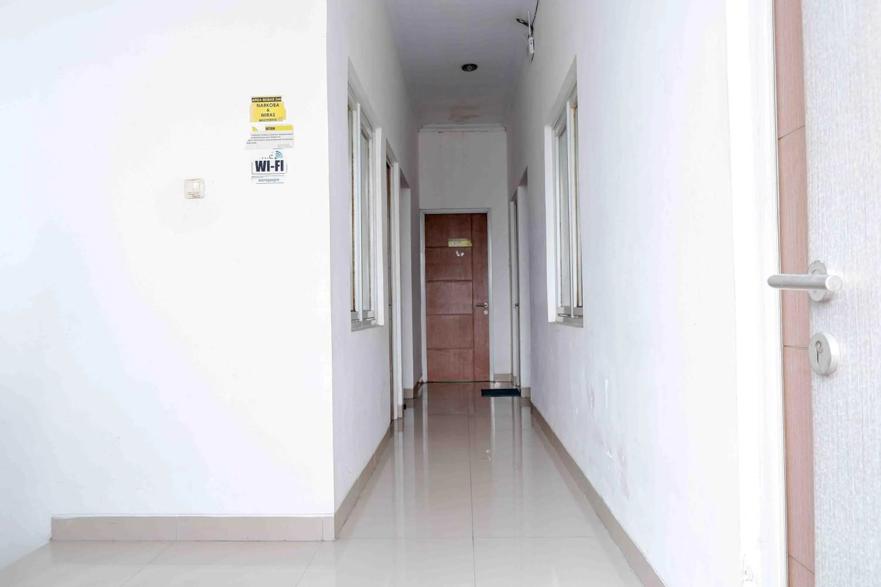 KoolKost near Sindu Kusuma Edupark 2 - Minimum Stay 30 Nights