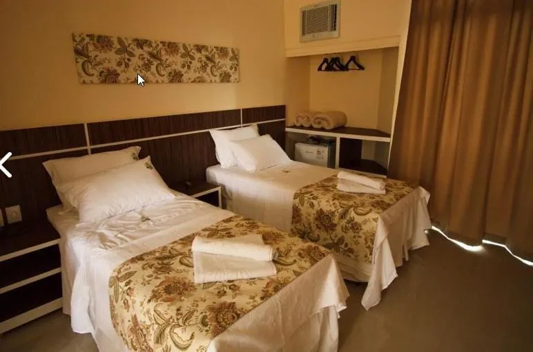 Photo of the whole room, Bed in Estrada Real Palace Hotel