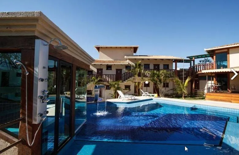 Swimming pool in Estrada Real Palace Hotel