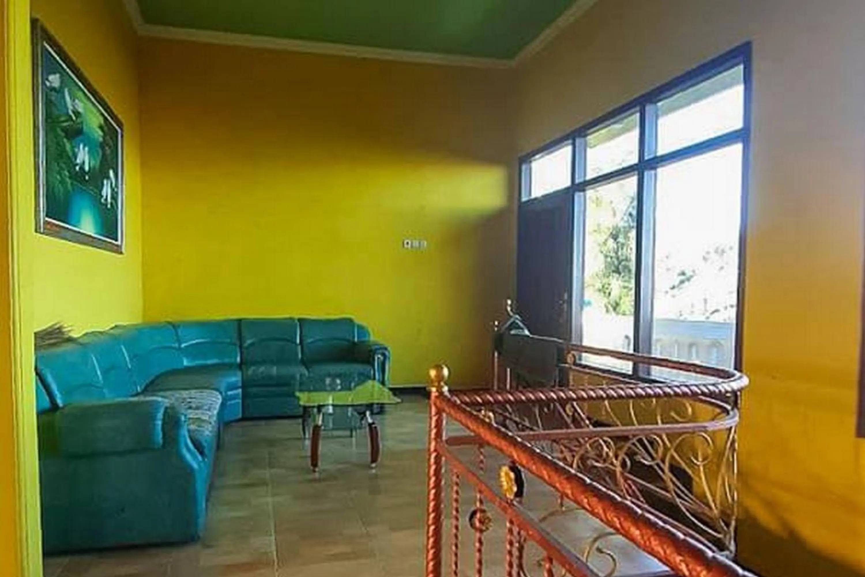 Seating area in Bromo Indah Lestari Homestay Mitra RedDoorz