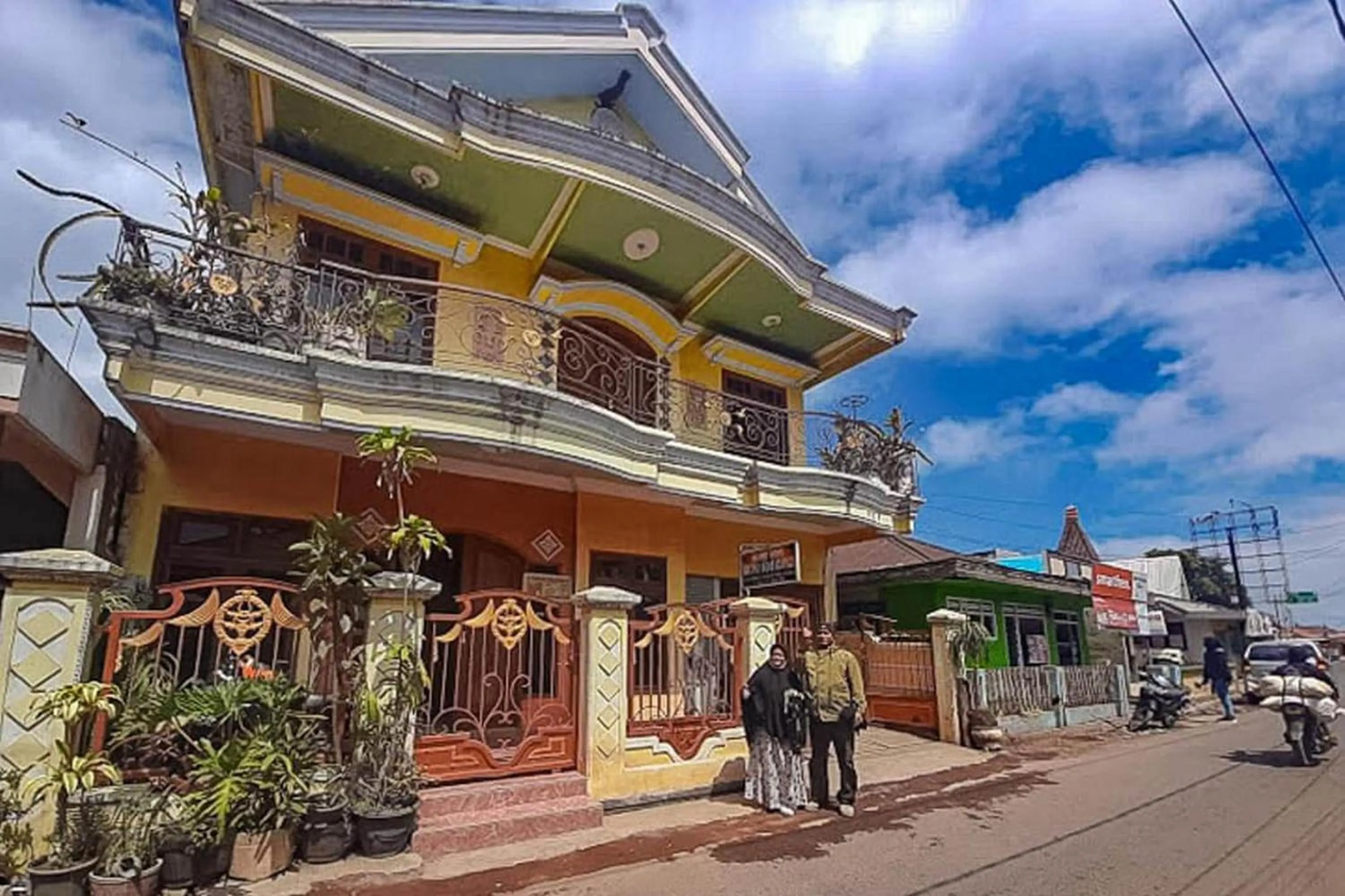 Facade/entrance in Bromo Indah Lestari Homestay Mitra RedDoorz