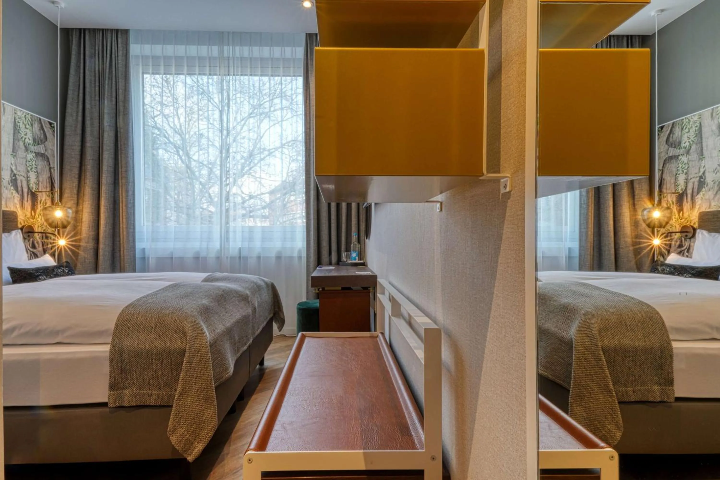Photo of the whole room, Bed in Vienna House Easy by Wyndham Hamburg Bergedorf