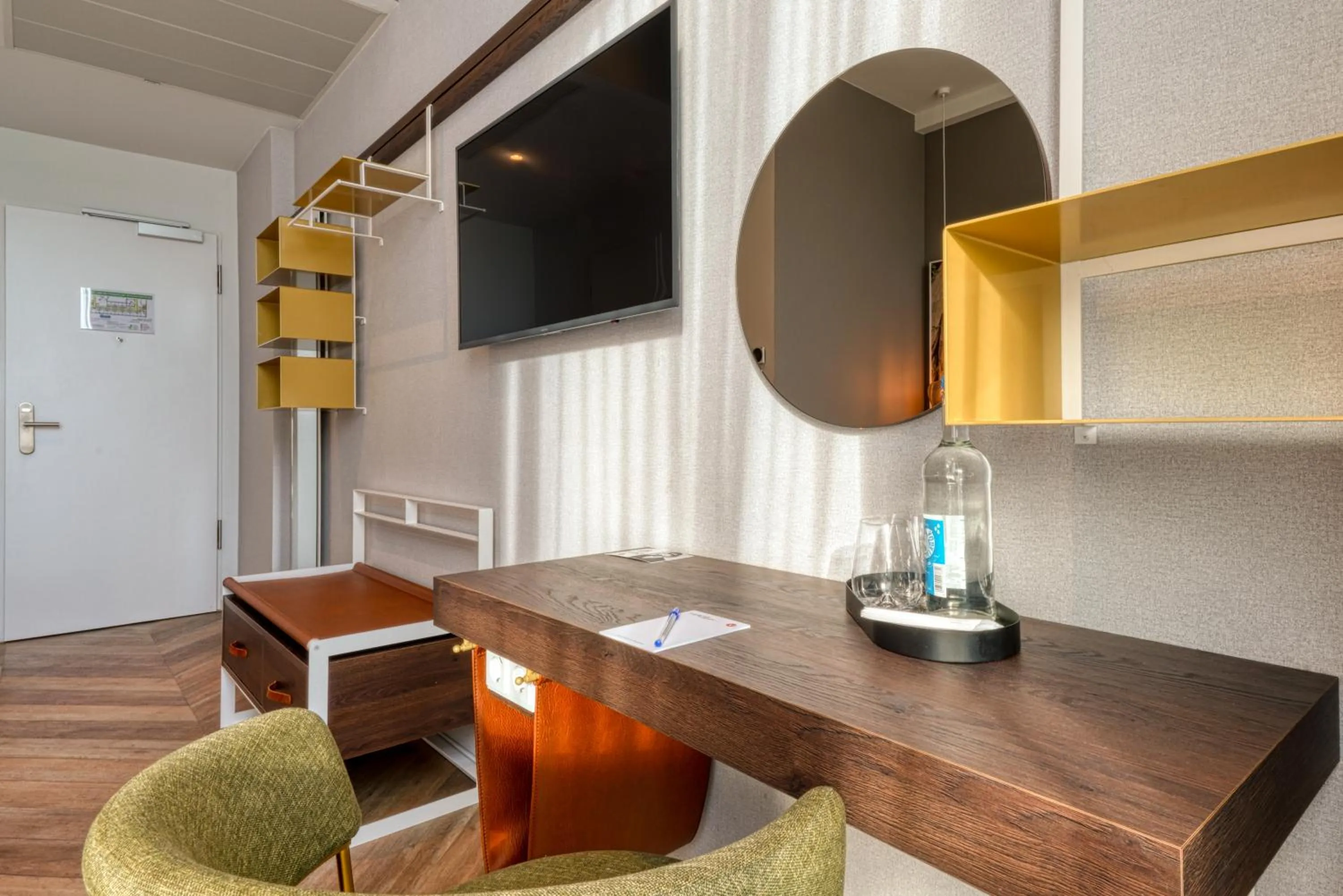 Photo of the whole room in Vienna House Easy by Wyndham Hamburg Bergedorf