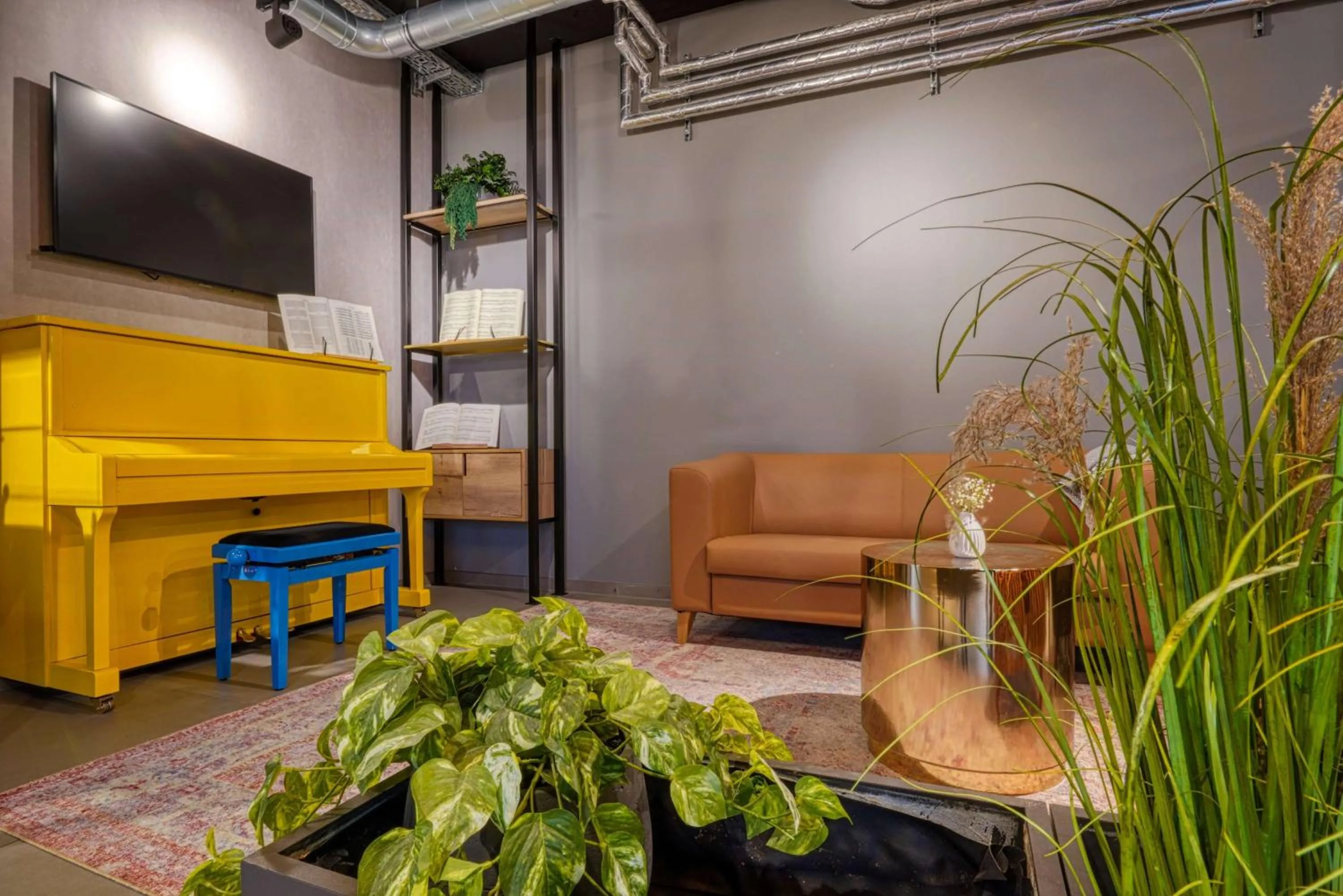 Lobby or reception in Vienna House Easy by Wyndham Hamburg Bergedorf