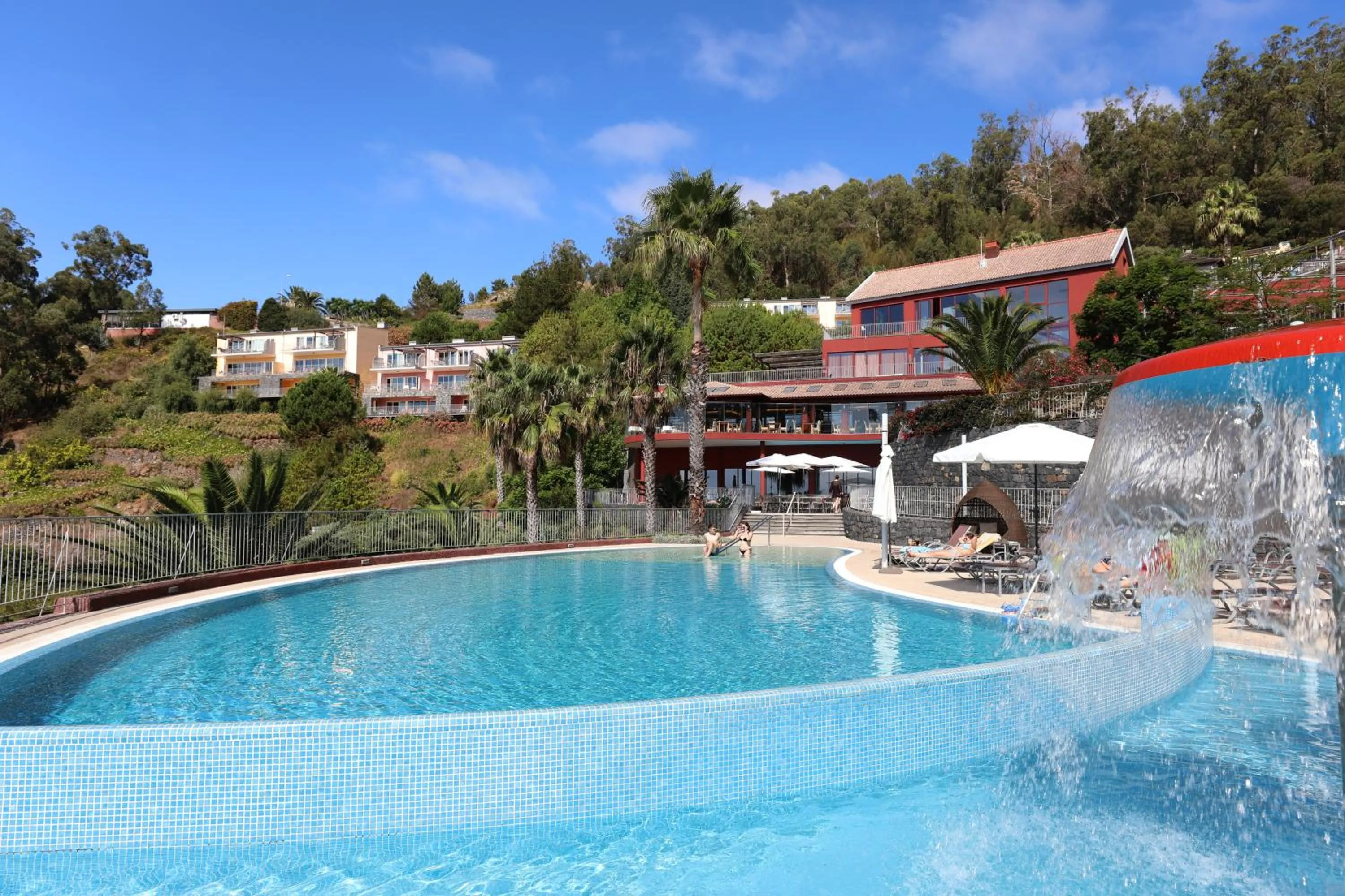 Swimming pool in Village Cabo Girao