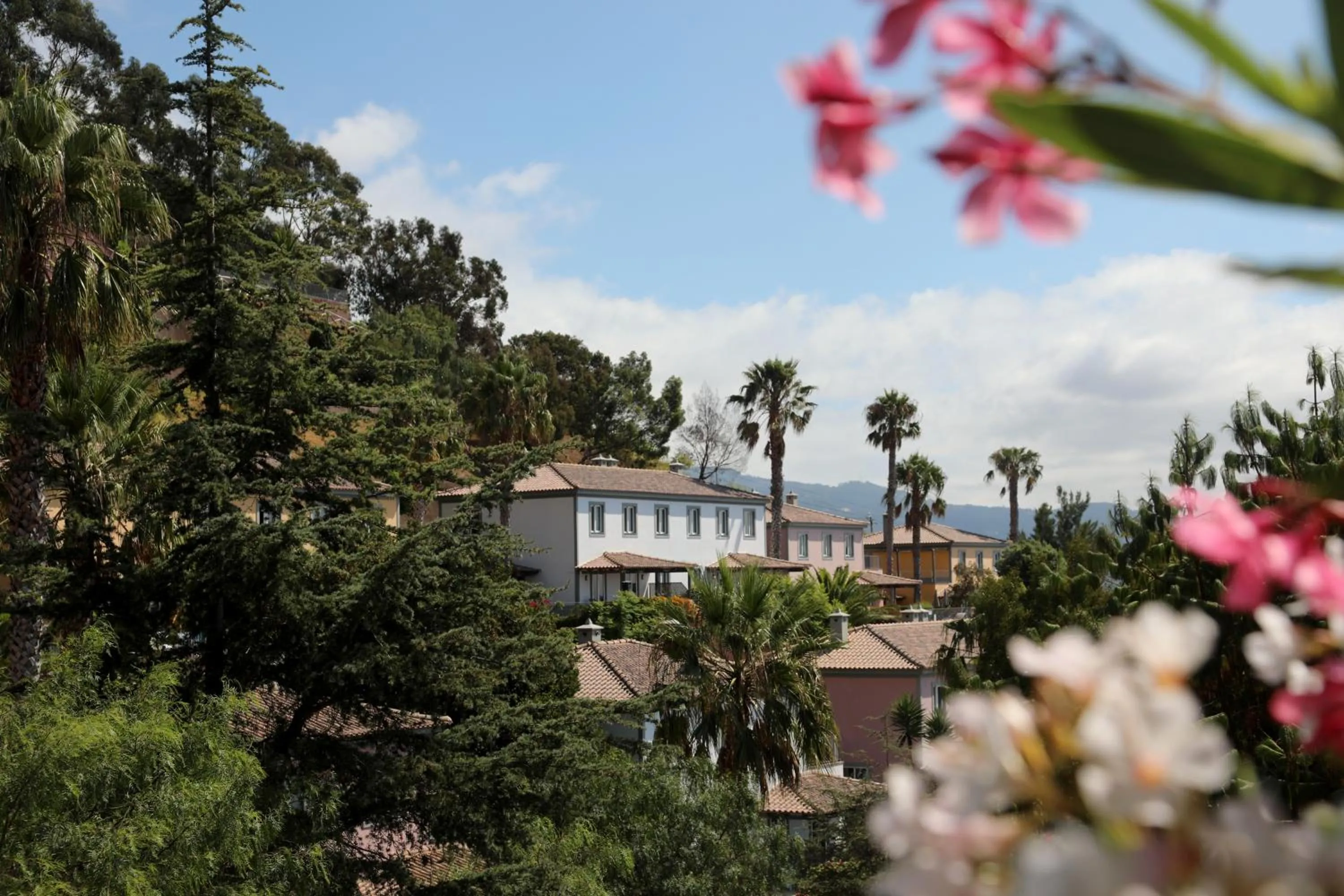 Property building in Village Cabo Girao