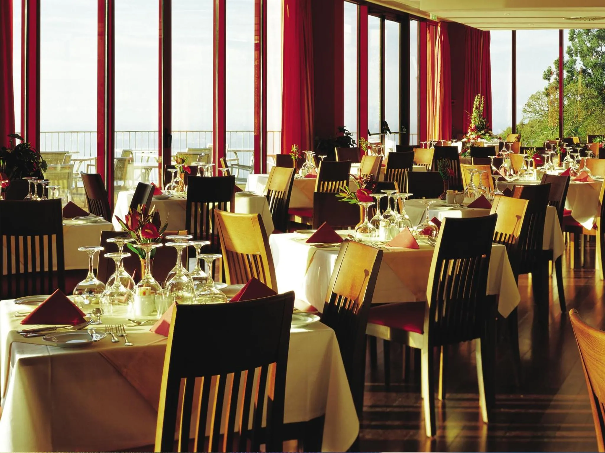 Dining area in Village Cabo Girao