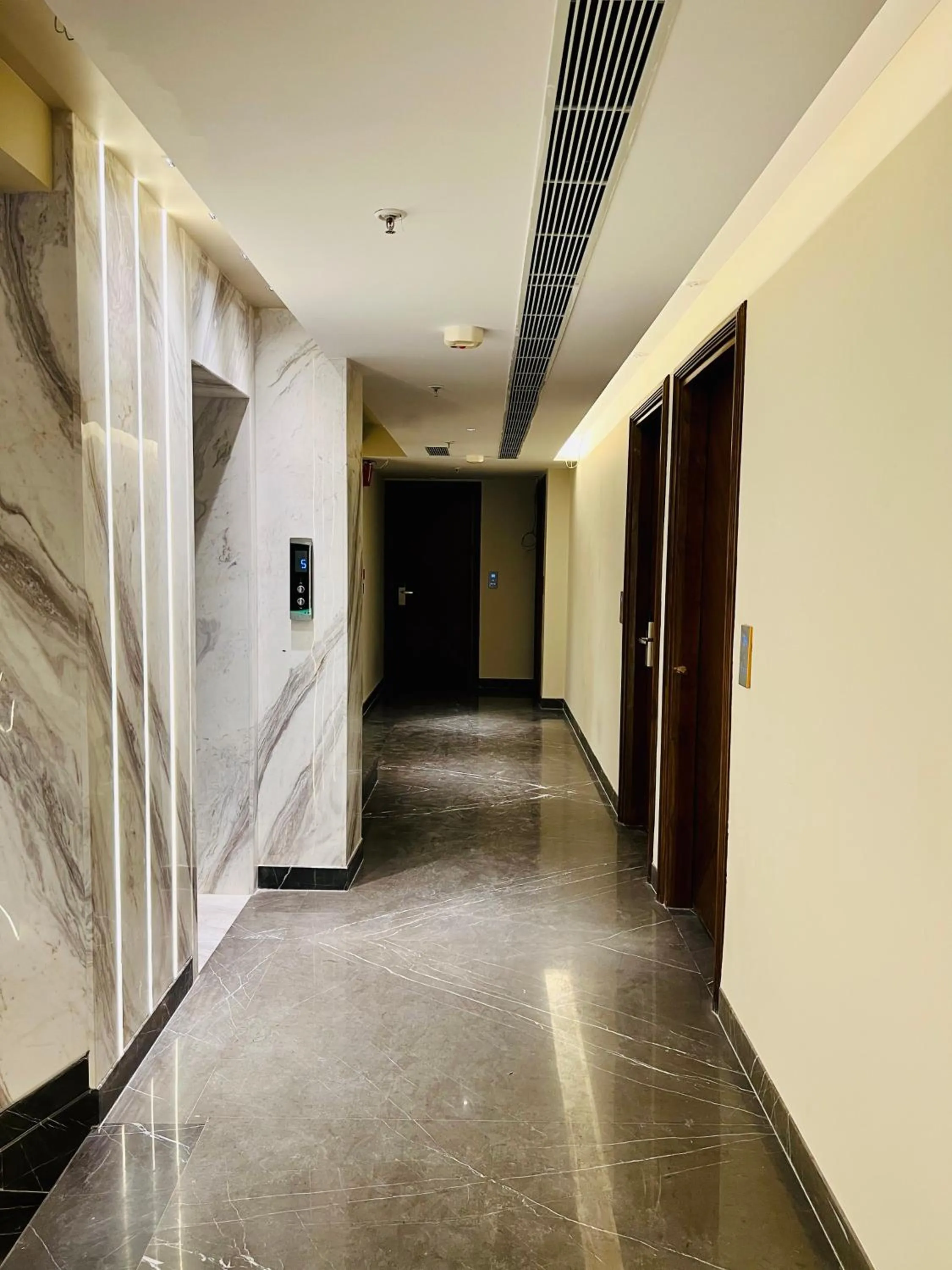 Lobby or reception in The Prime Delhi Luxe Collection Hotel