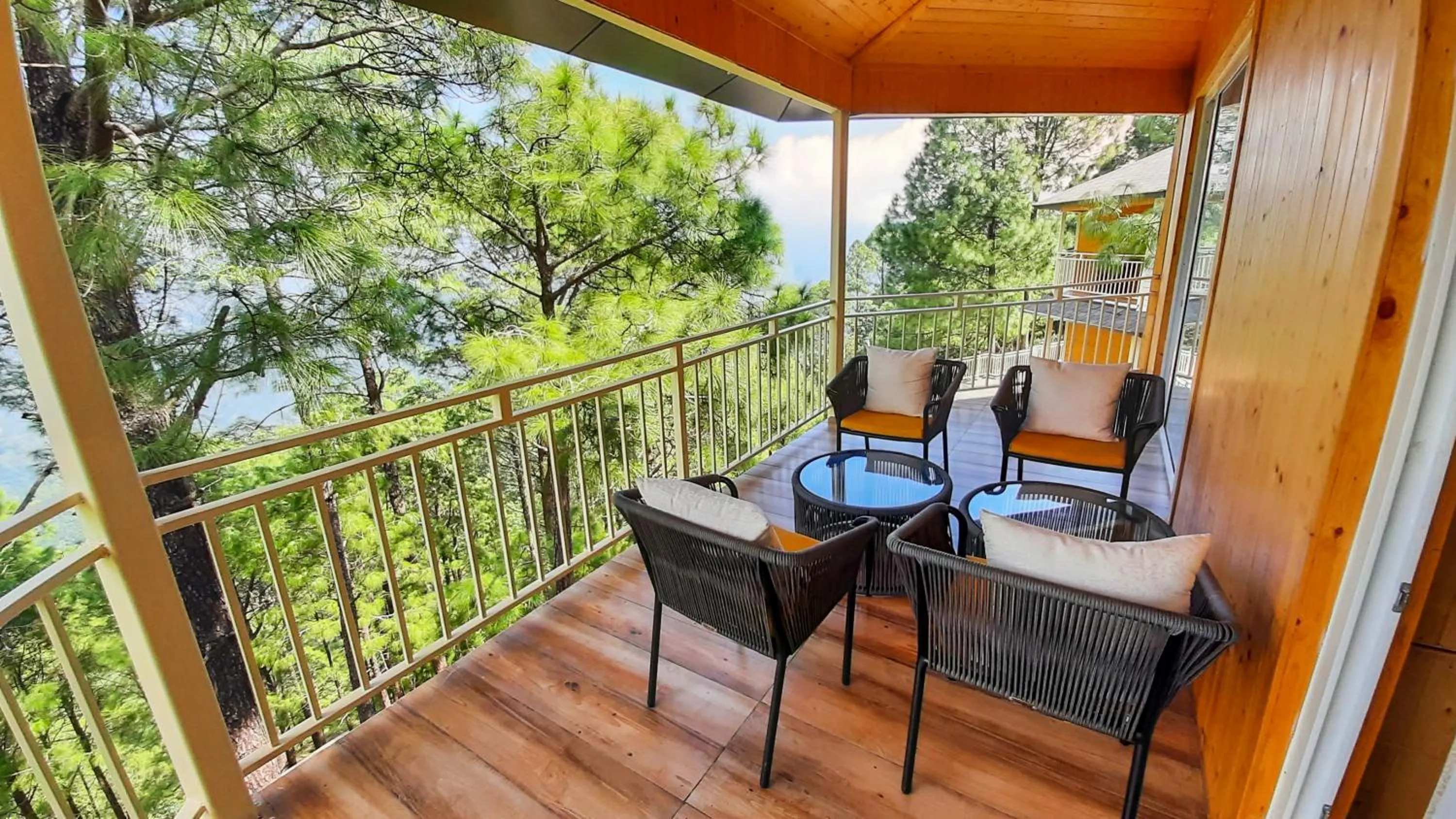 Balcony/Terrace in The Woods Retreat