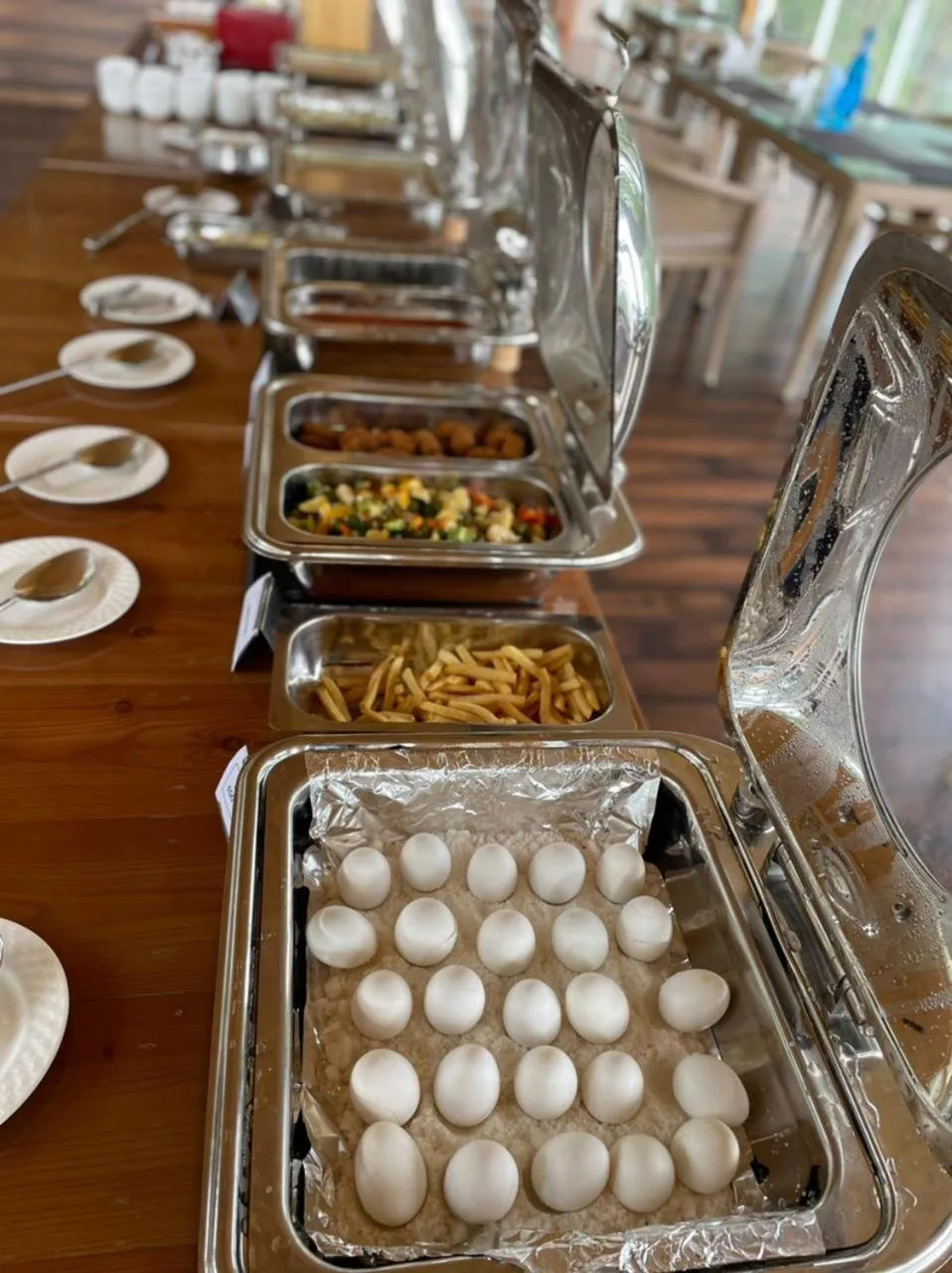 Breakfast in The Woods Retreat