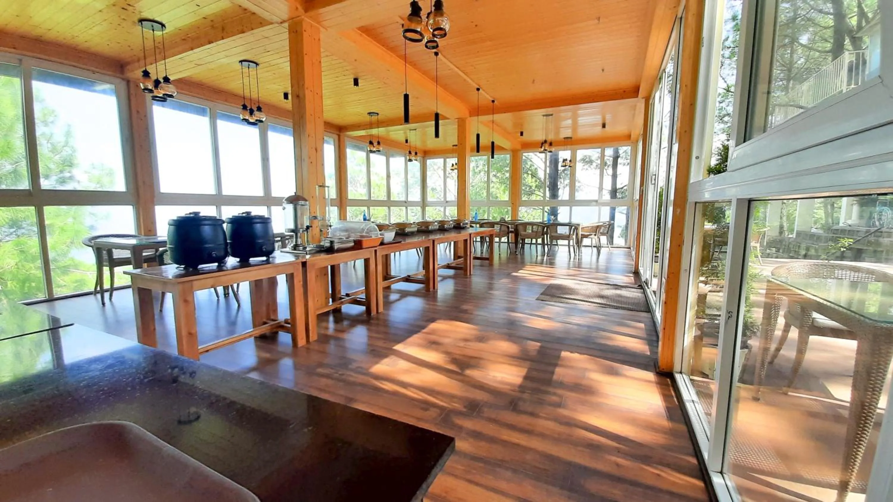 Restaurant/places to eat in The Woods Retreat