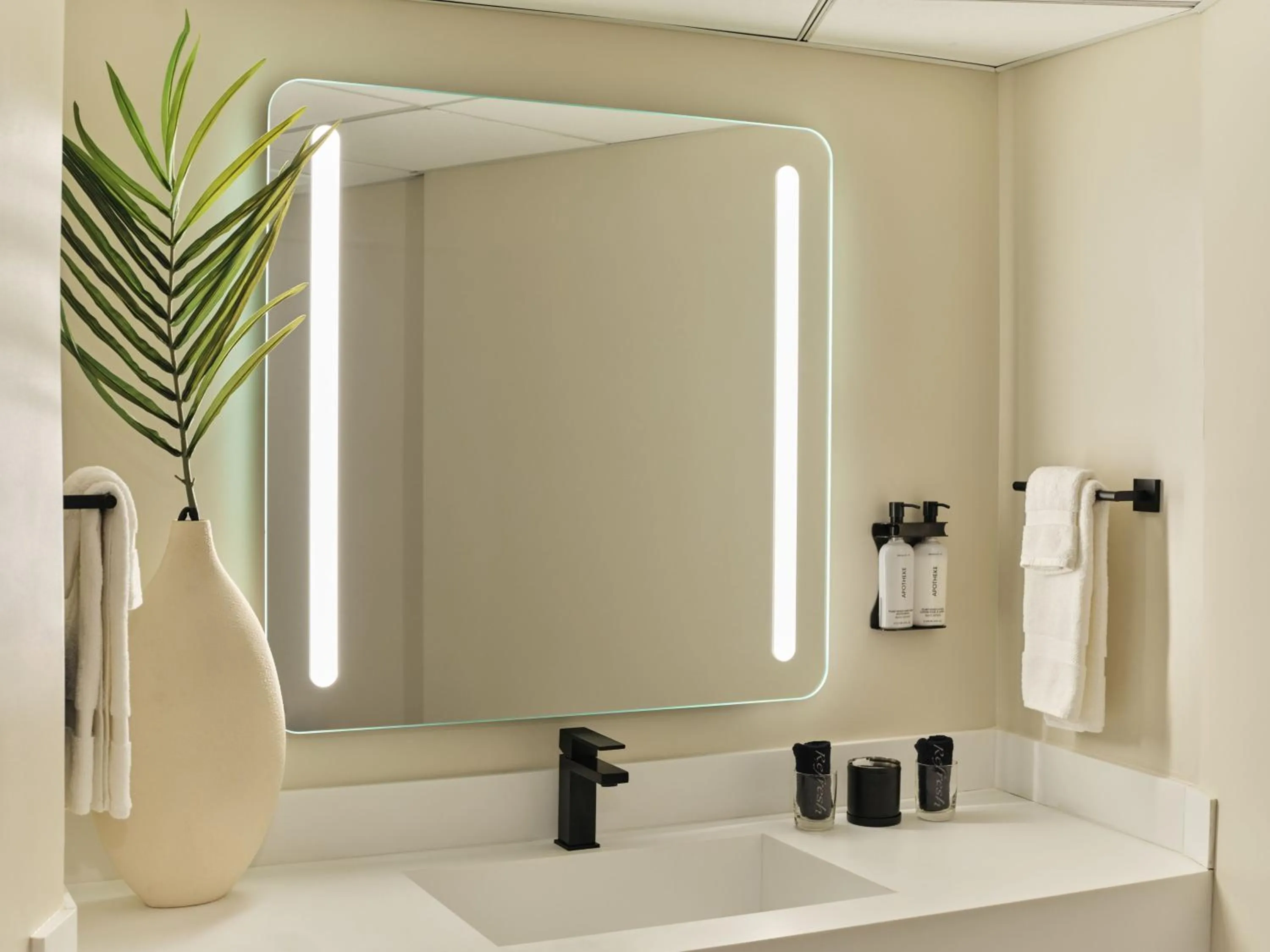 Bathroom in Ambros Daytona