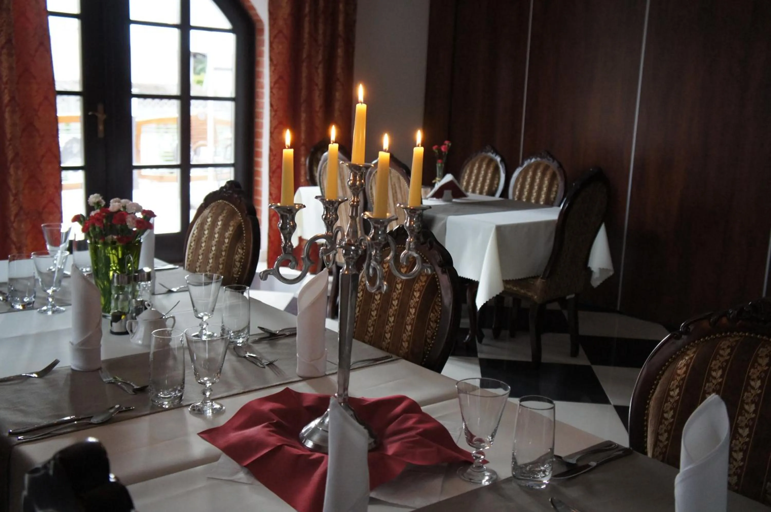 Restaurant/places to eat in Dworska Elektrownia