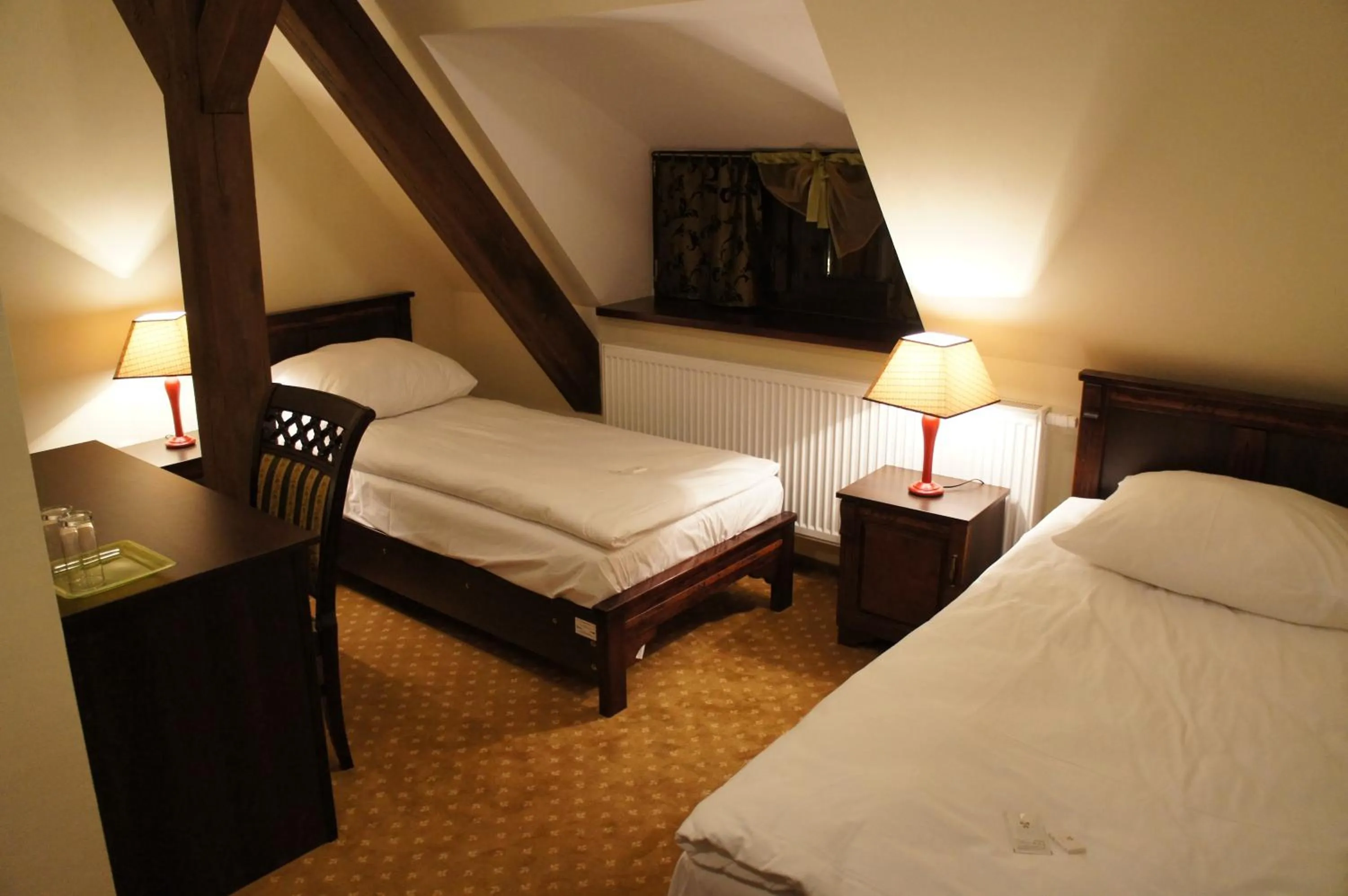 Decorative detail, Bed in Dworska Elektrownia