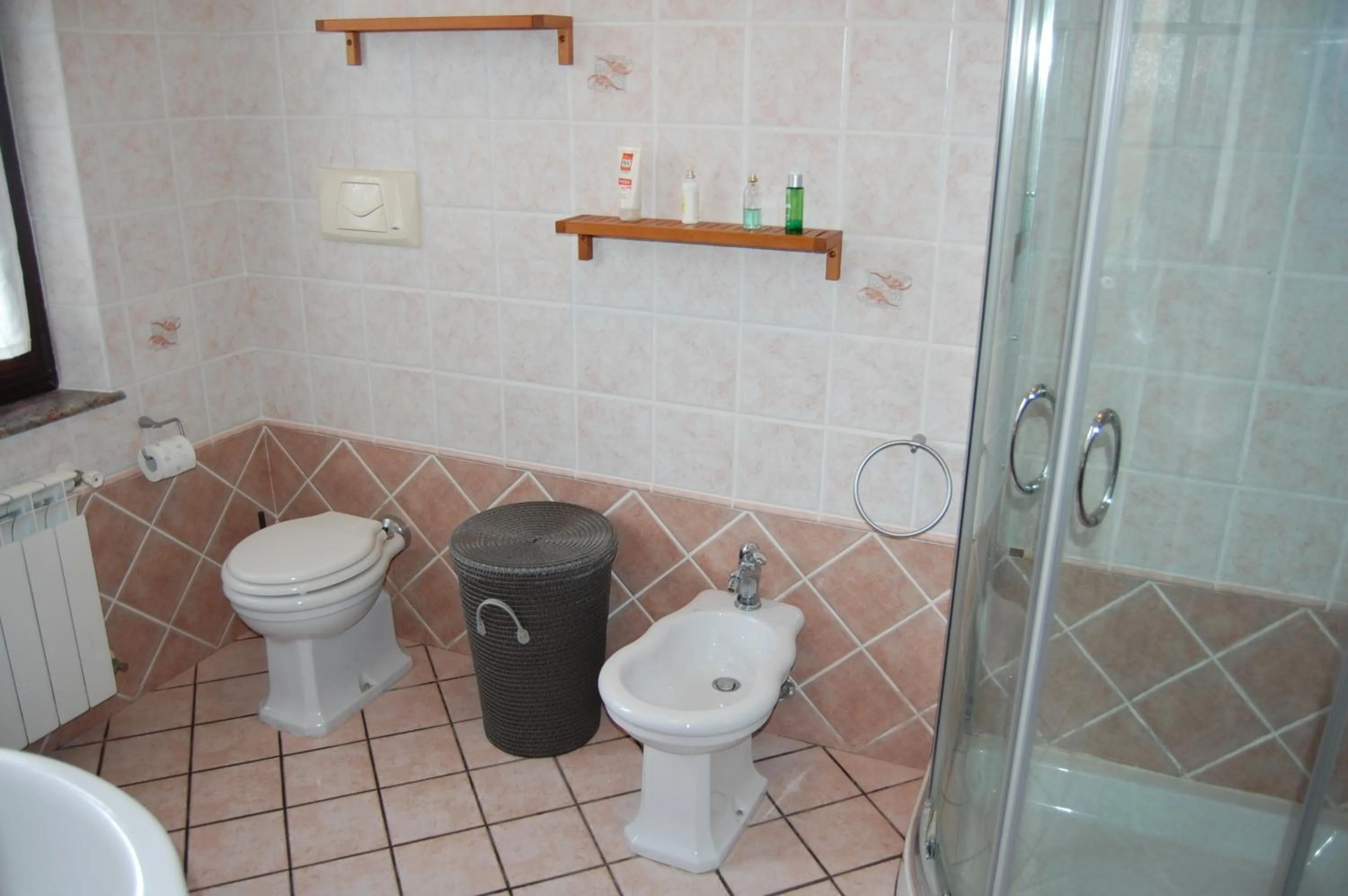 Shower in I Ginepri B&B